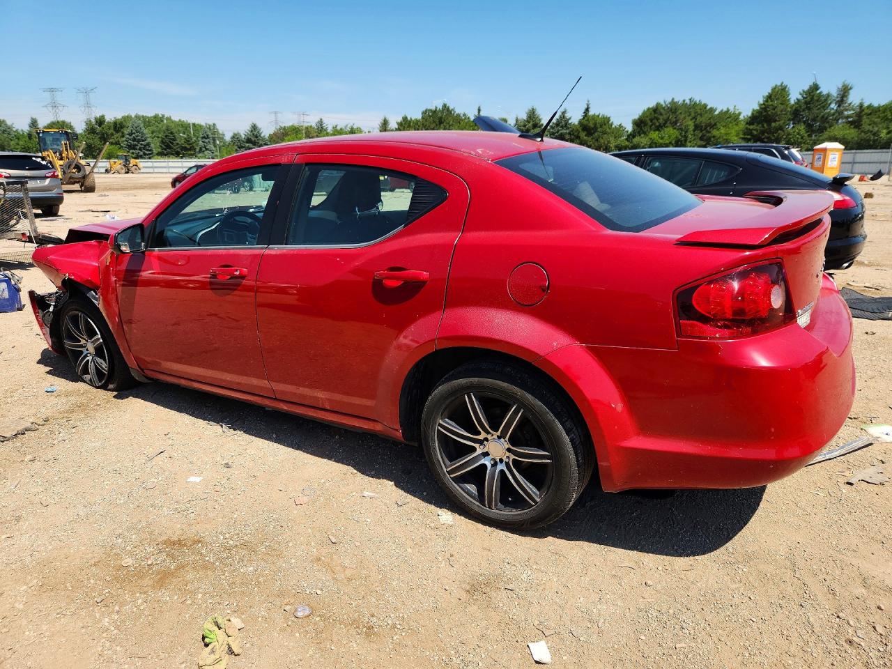 2011 Dodge Avenger Mainstreet Red vin: 1B3BD1FG4BN513704