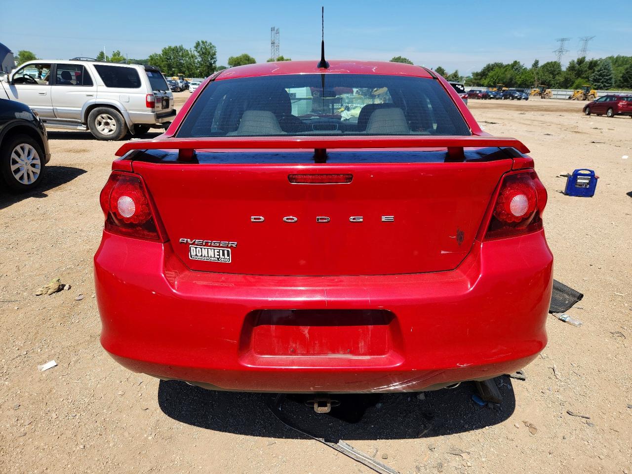 2011 Dodge Avenger Mainstreet Red vin: 1B3BD1FG4BN513704