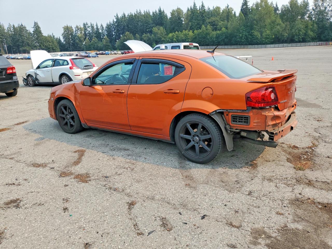 2011 Dodge Avenger Mainstreet Orange vin: 1B3BD1FG6BN575105