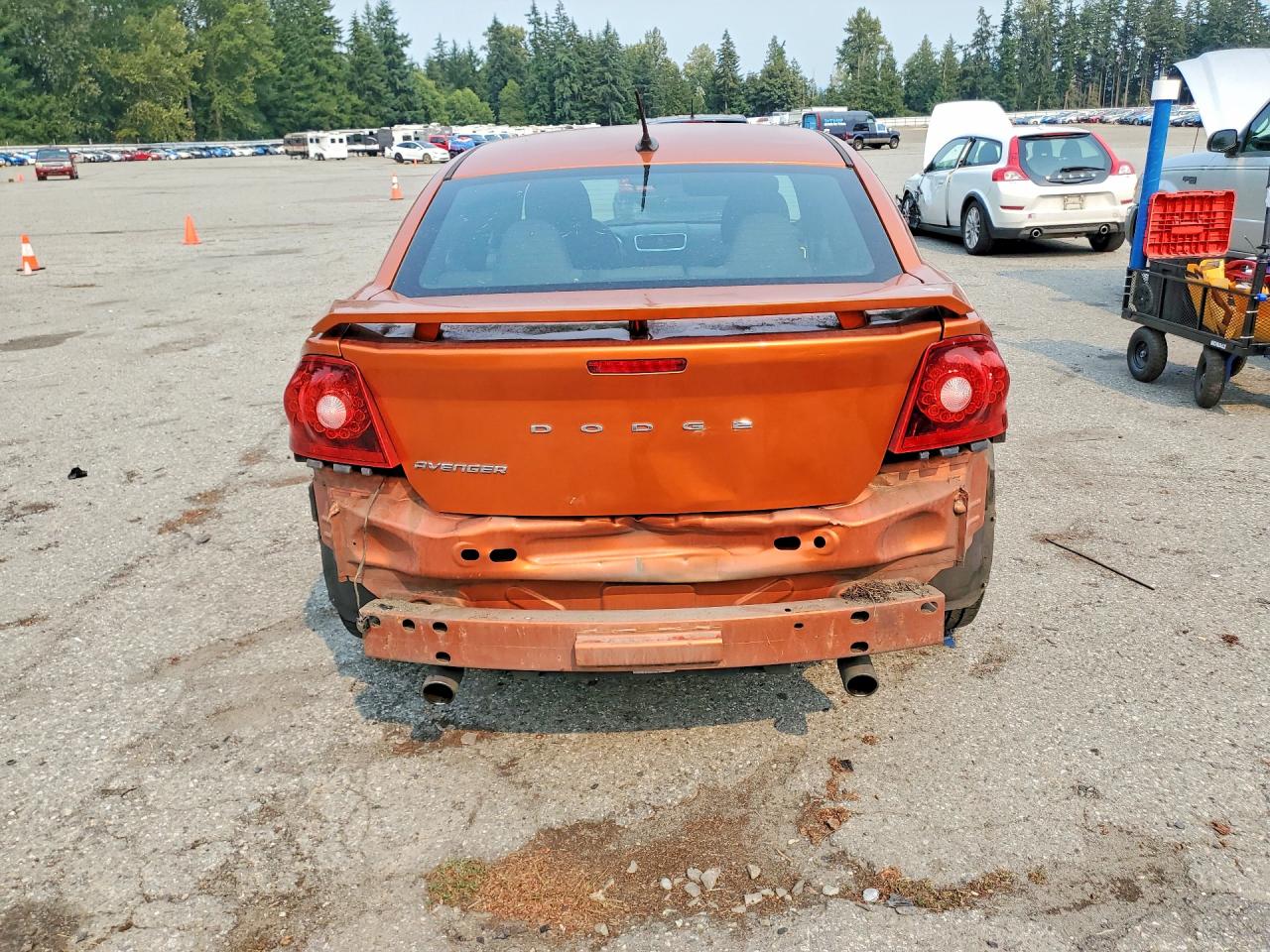 2011 Dodge Avenger Mainstreet Orange vin: 1B3BD1FG6BN575105