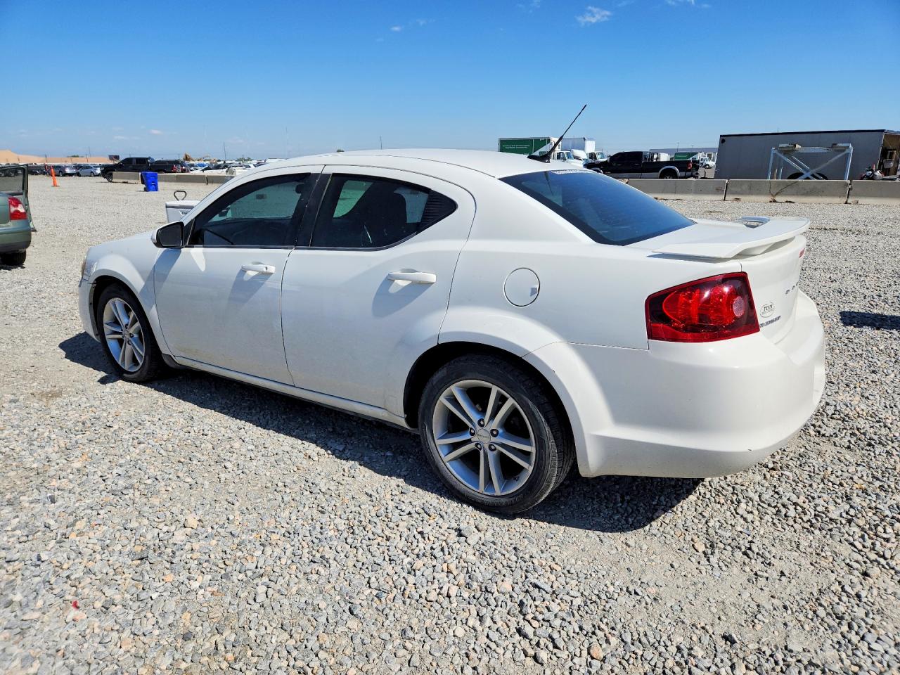 2011 Dodge Avenger Mainstreet White vin: 1B3BD1FG8BN515035