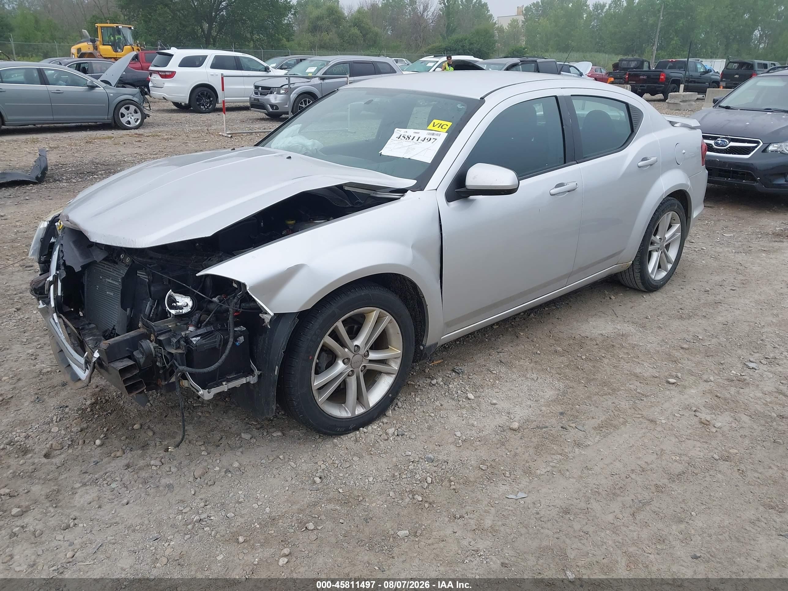 2011 Dodge Avenger Mainstreet Silver vin: 1B3BD1FG9BN526190