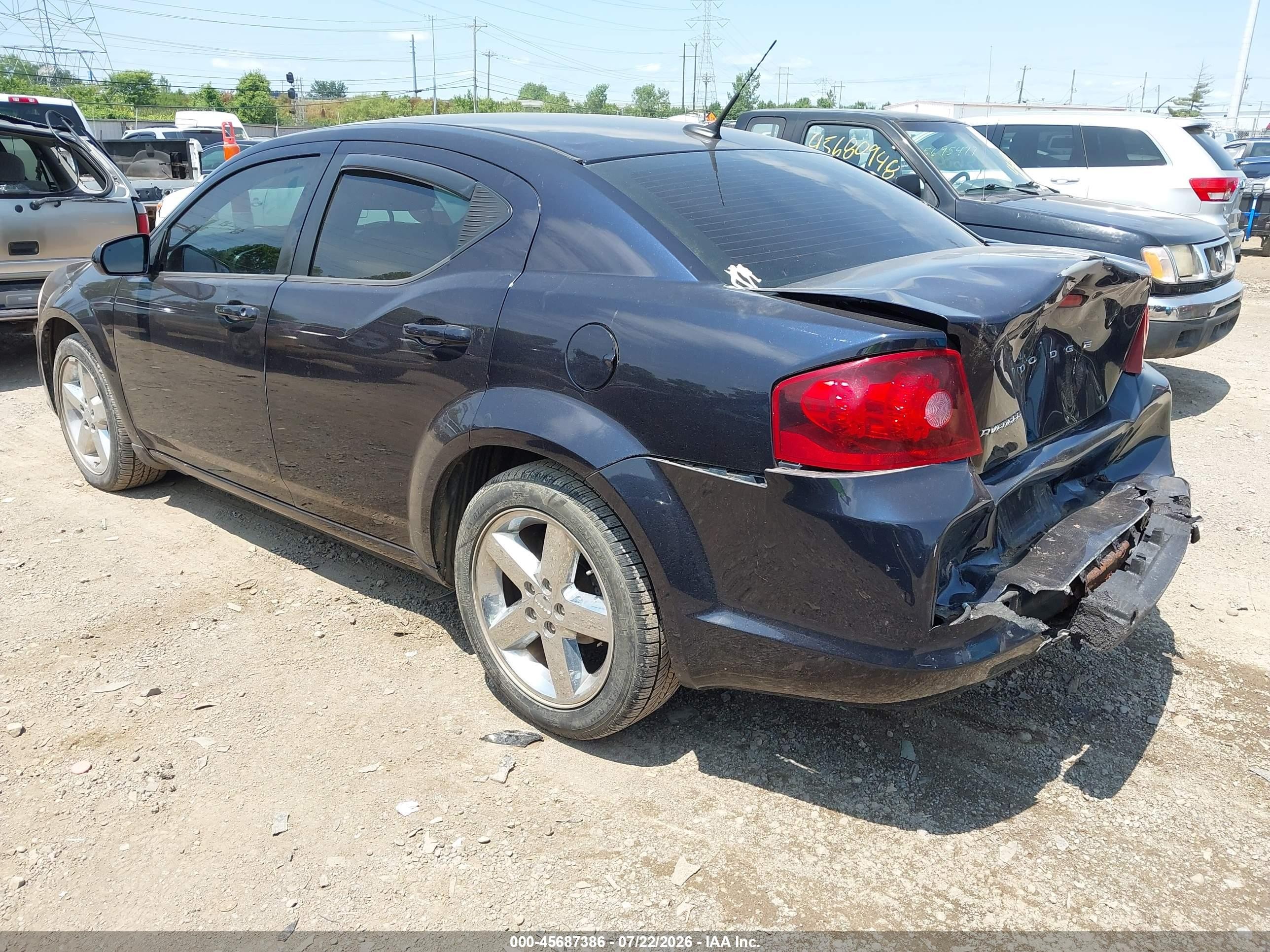 2011 Dodge Avenger Lux Dark Blue vin: 1B3BD2FB1BN524752