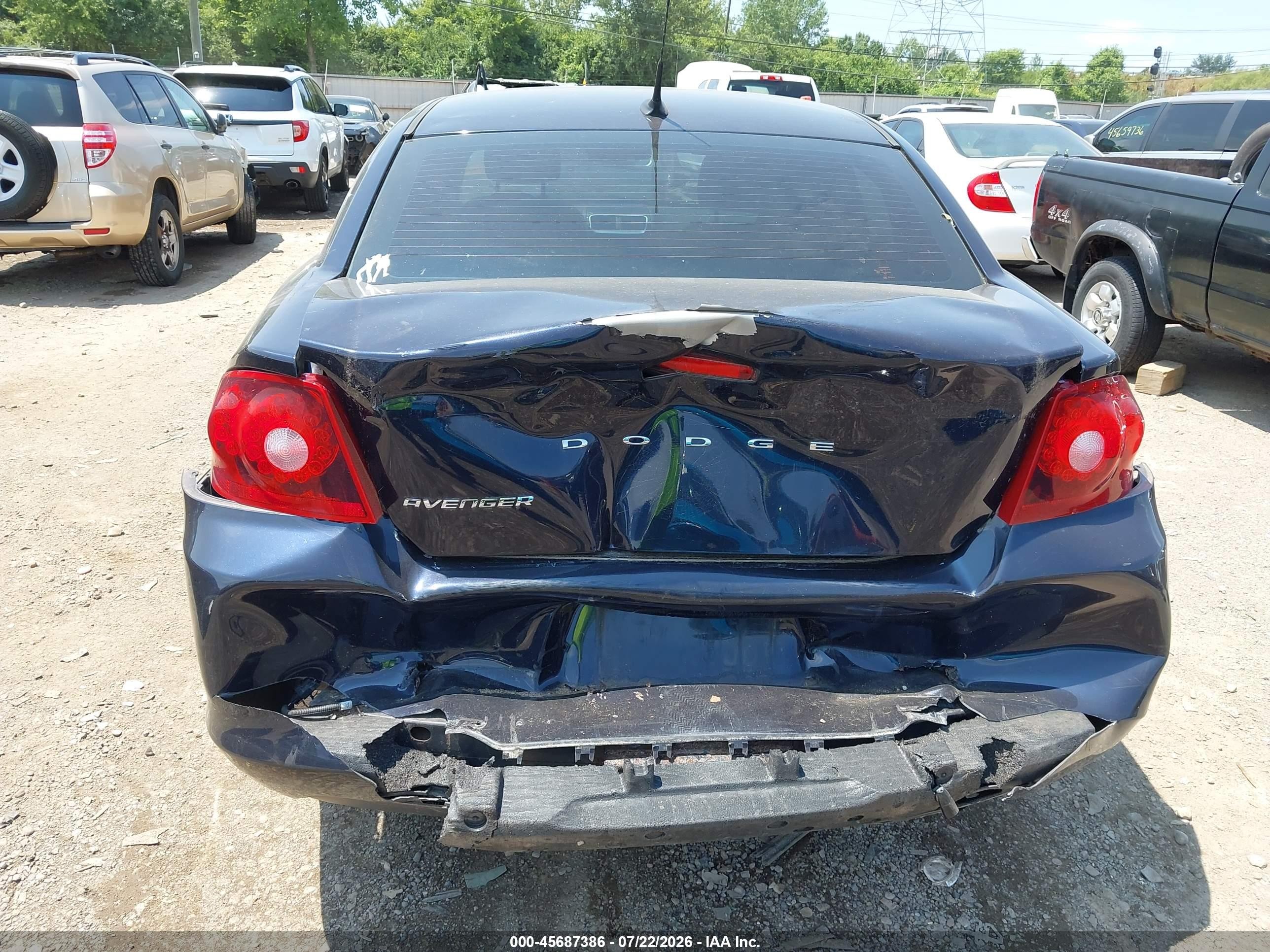 2011 Dodge Avenger Lux Dark Blue vin: 1B3BD2FB1BN524752
