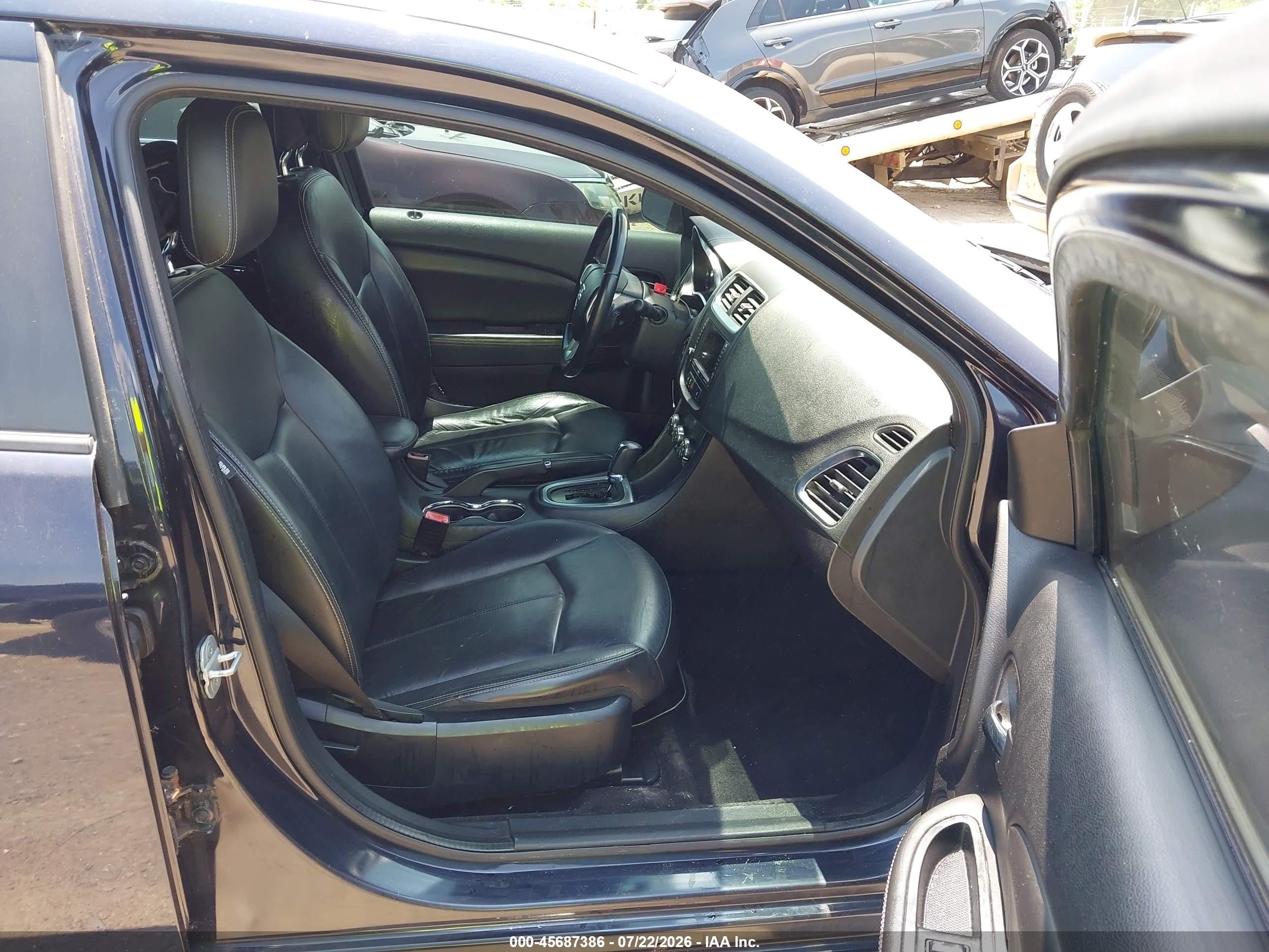 2011 Dodge Avenger Lux Dark Blue vin: 1B3BD2FB1BN524752