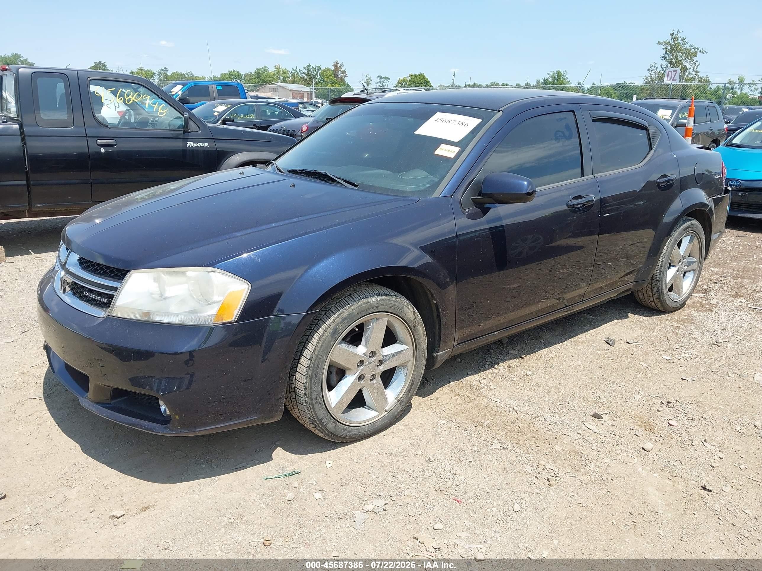 2011 Dodge Avenger Lux Dark Blue vin: 1B3BD2FB1BN524752