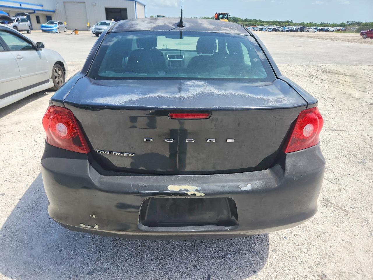 2011 Dodge Avenger Lux Black vin: 1B3BD2FG1BN506280