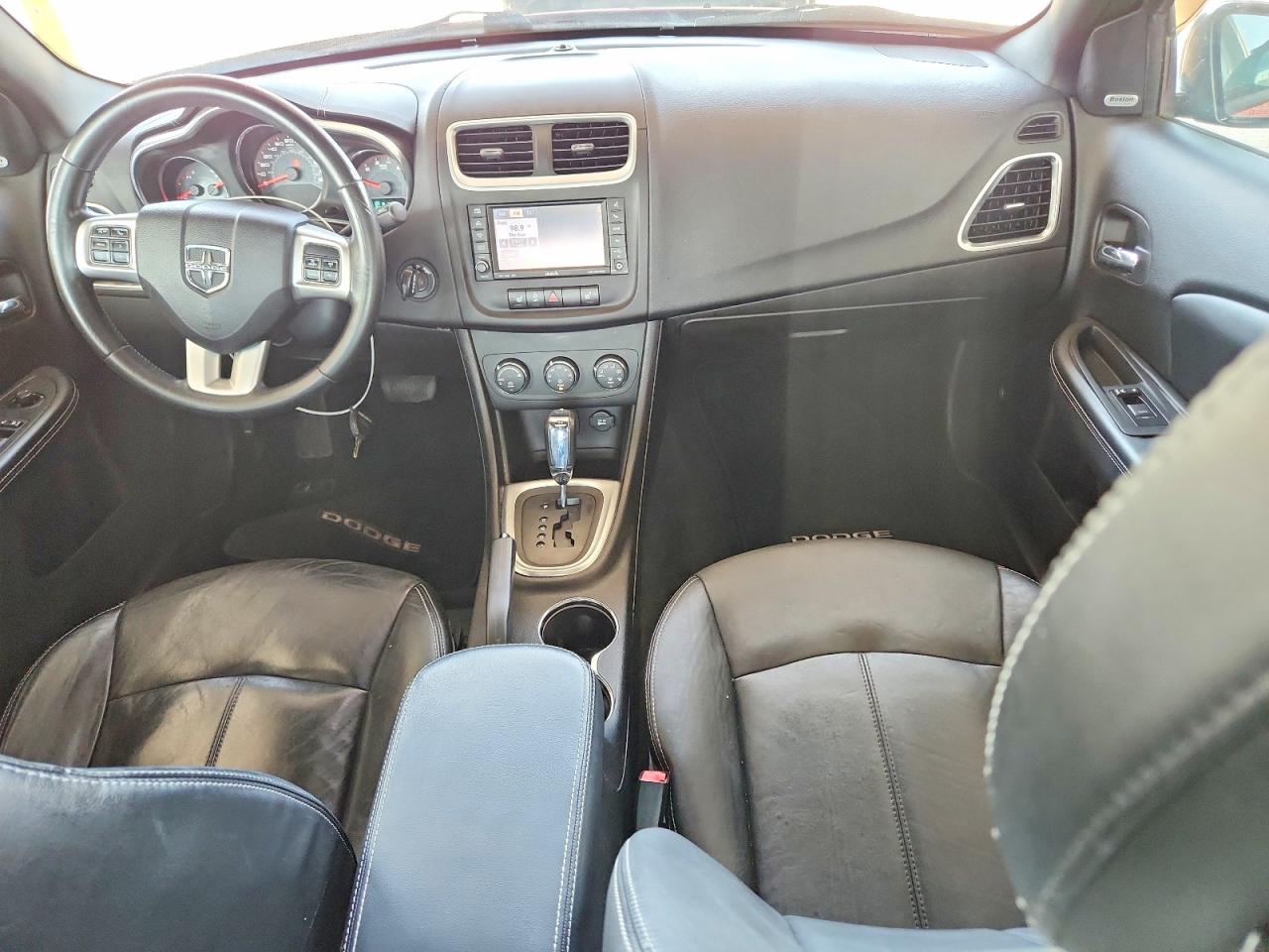 2011 Dodge Avenger Lux Red vin: 1B3BD2FG2BN573888