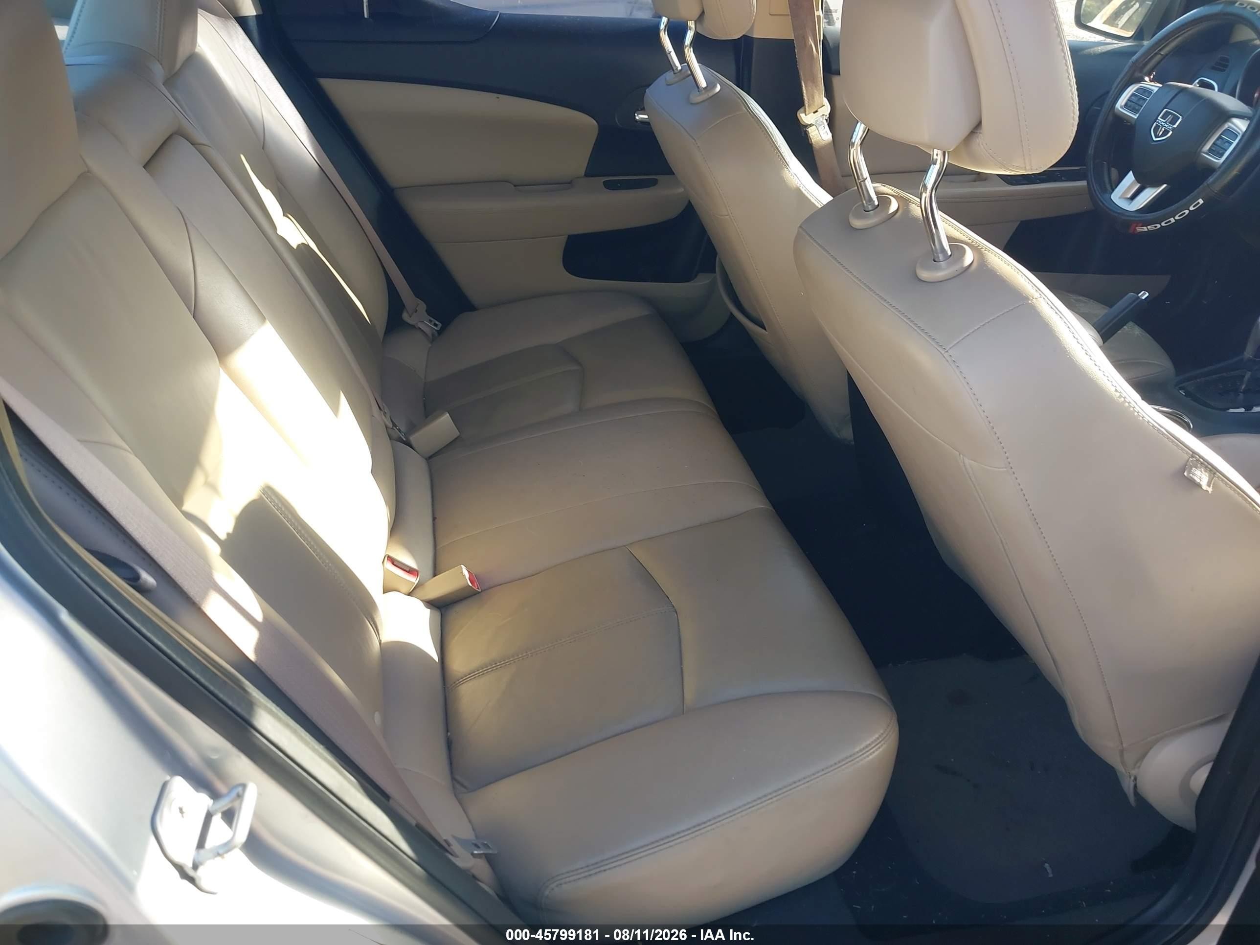 2011 Dodge Avenger Lux Silver vin: 1B3BD2FG4BN541248