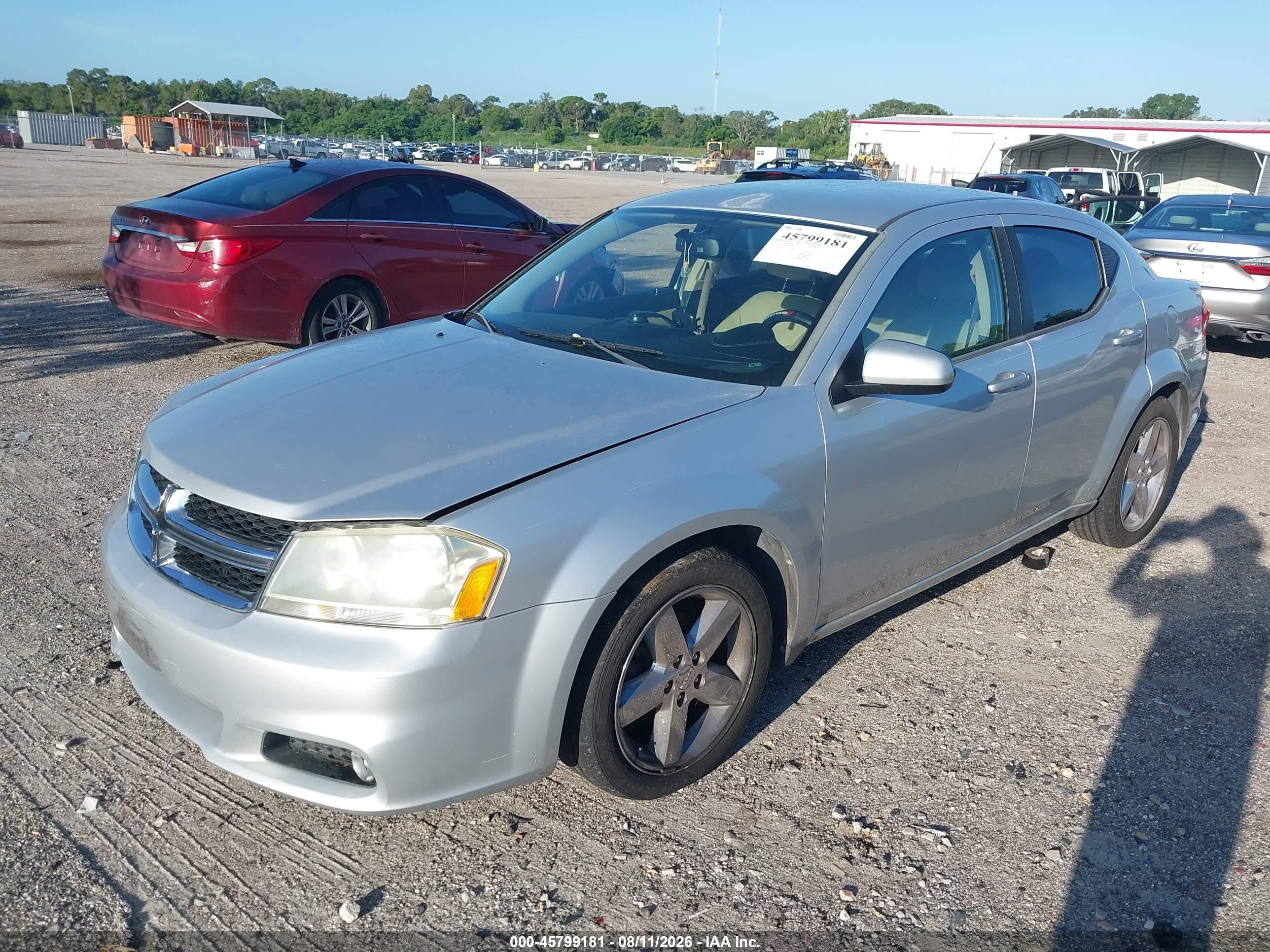 2011 Dodge Avenger Lux Silver vin: 1B3BD2FG4BN541248