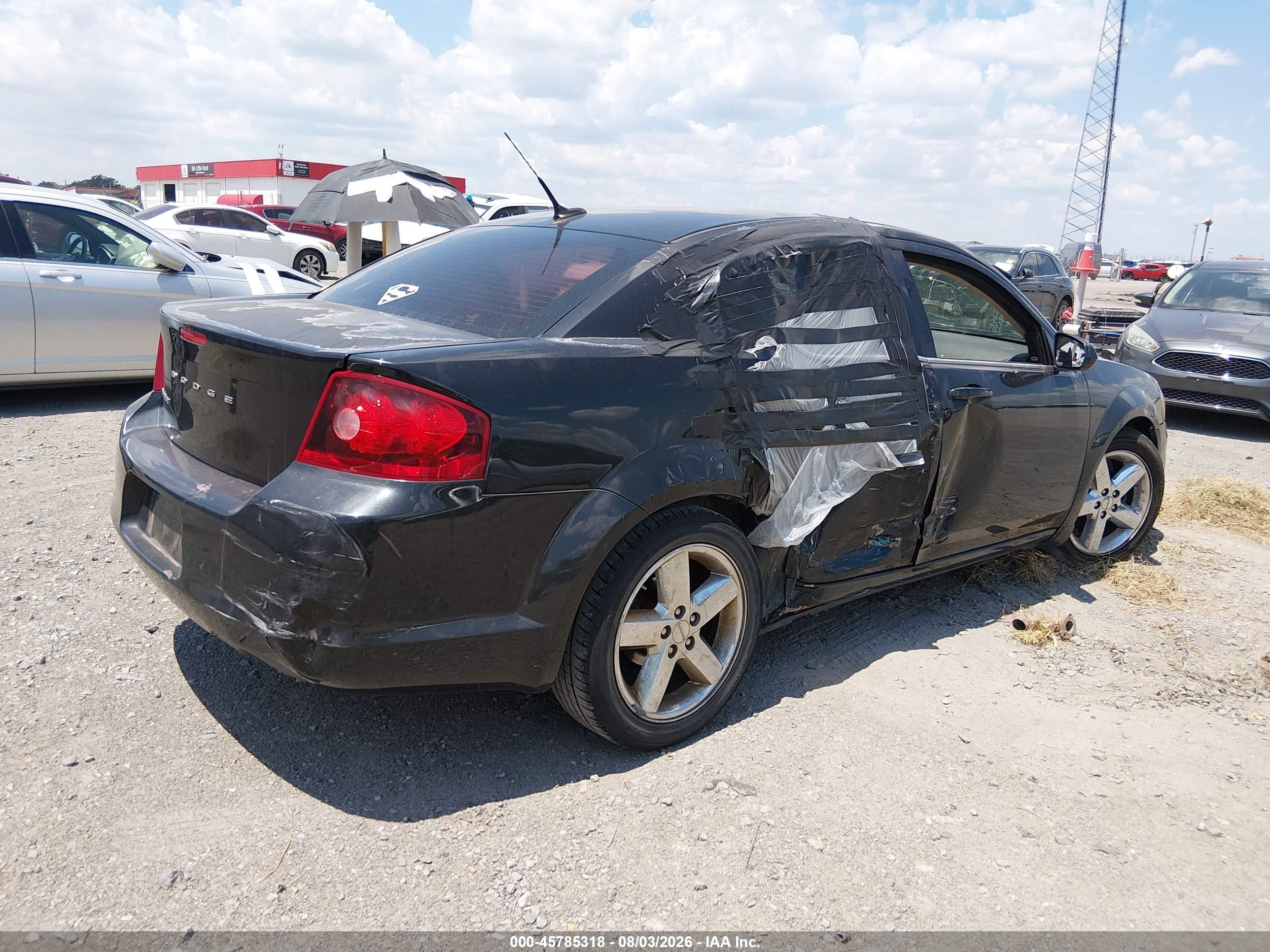 2011 Dodge Avenger Lux Black vin: 1B3BD2FG8BN506504
