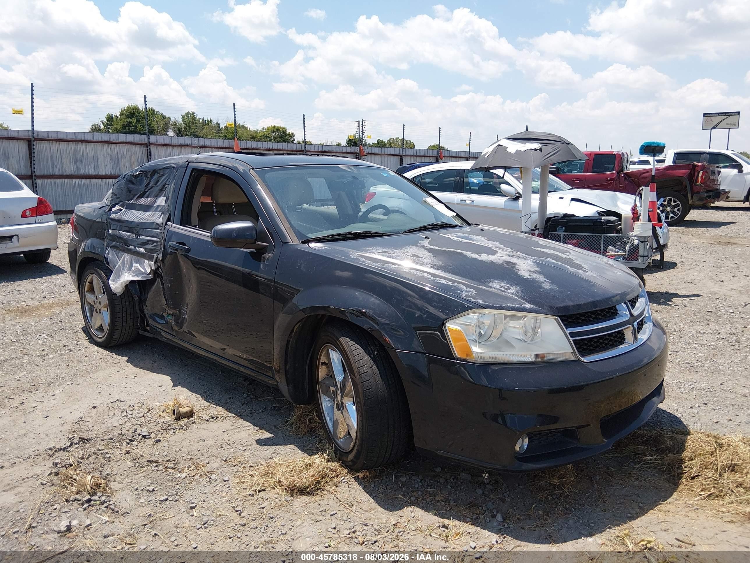 2011 Dodge Avenger Lux Black vin: 1B3BD2FG8BN506504
