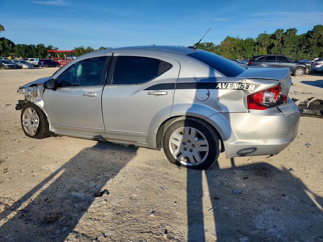 2011 Dodge Avenger Express Серебряный vin: 1B3BD4FB0BN540310