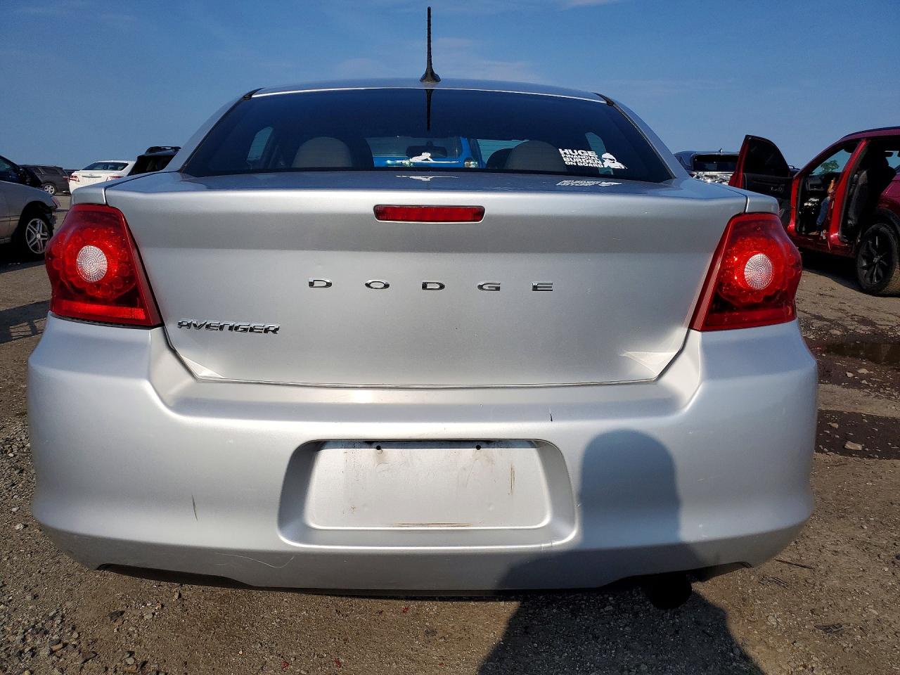 2011 Dodge Avenger Express Silver vin: 1B3BD4FB1BN624975