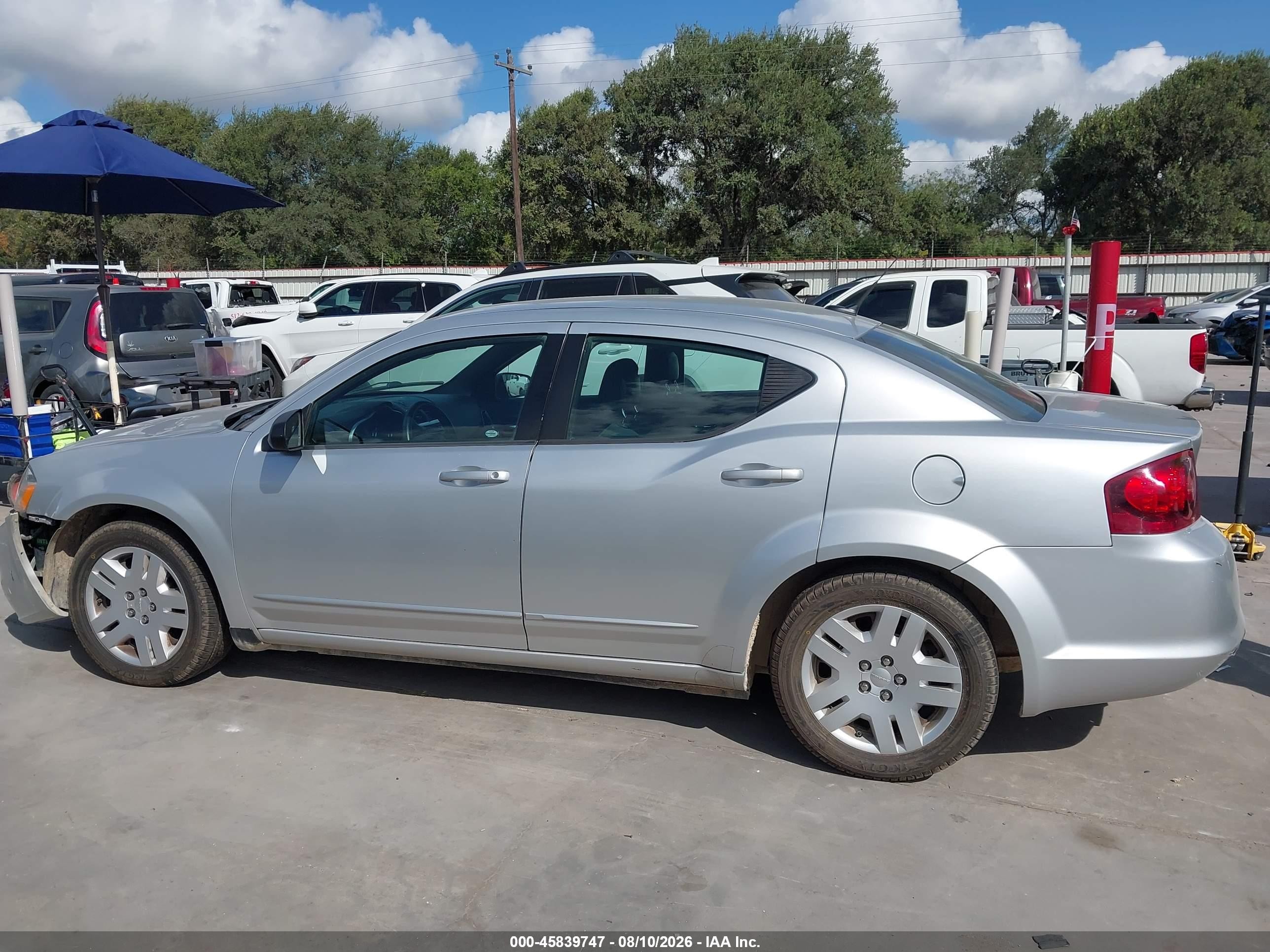 2011 Dodge Avenger Express Silver vin: 1B3BD4FB6BN540845