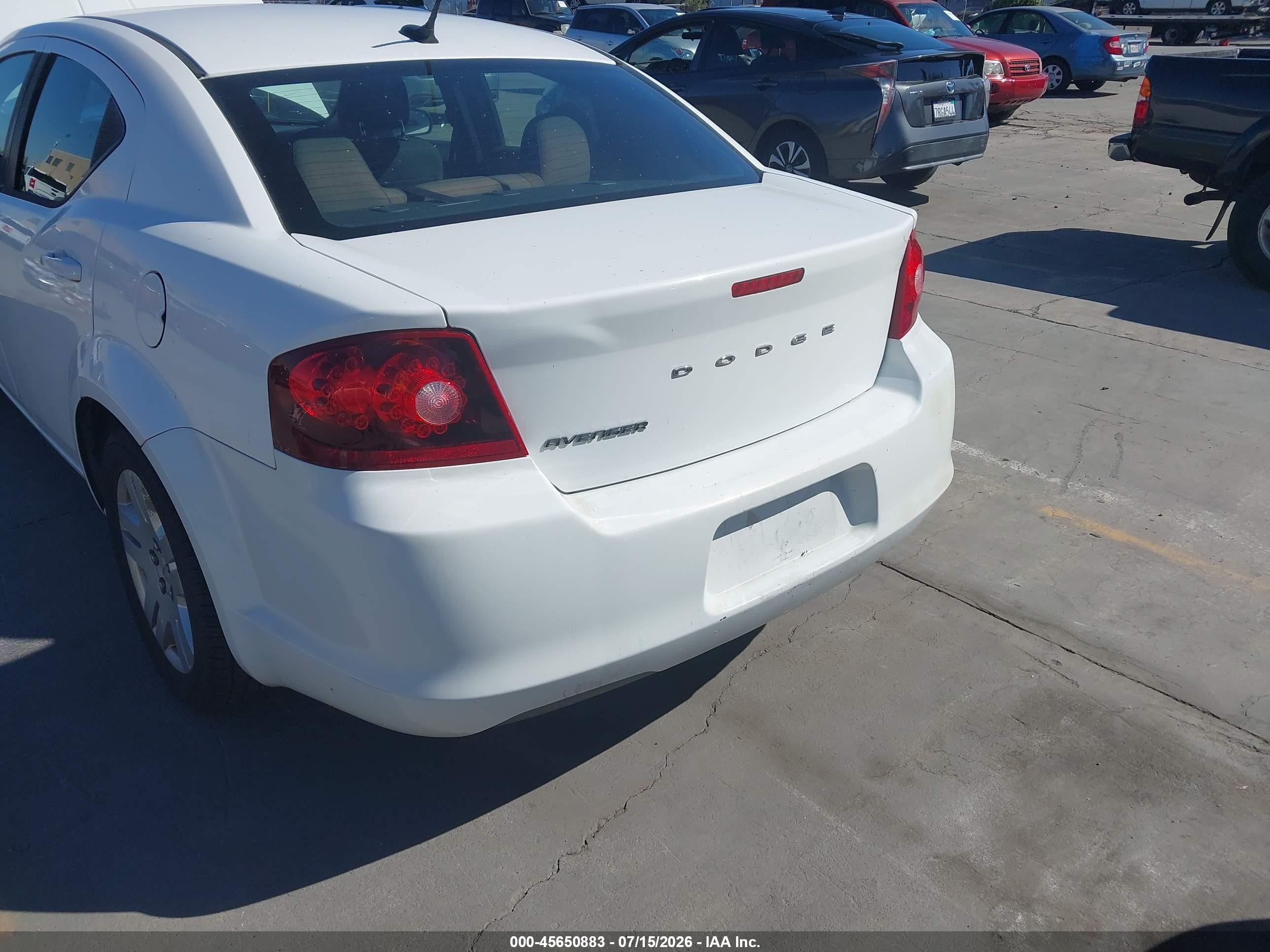 2011 Dodge Avenger Express White vin: 1B3BD4FB6BN608612