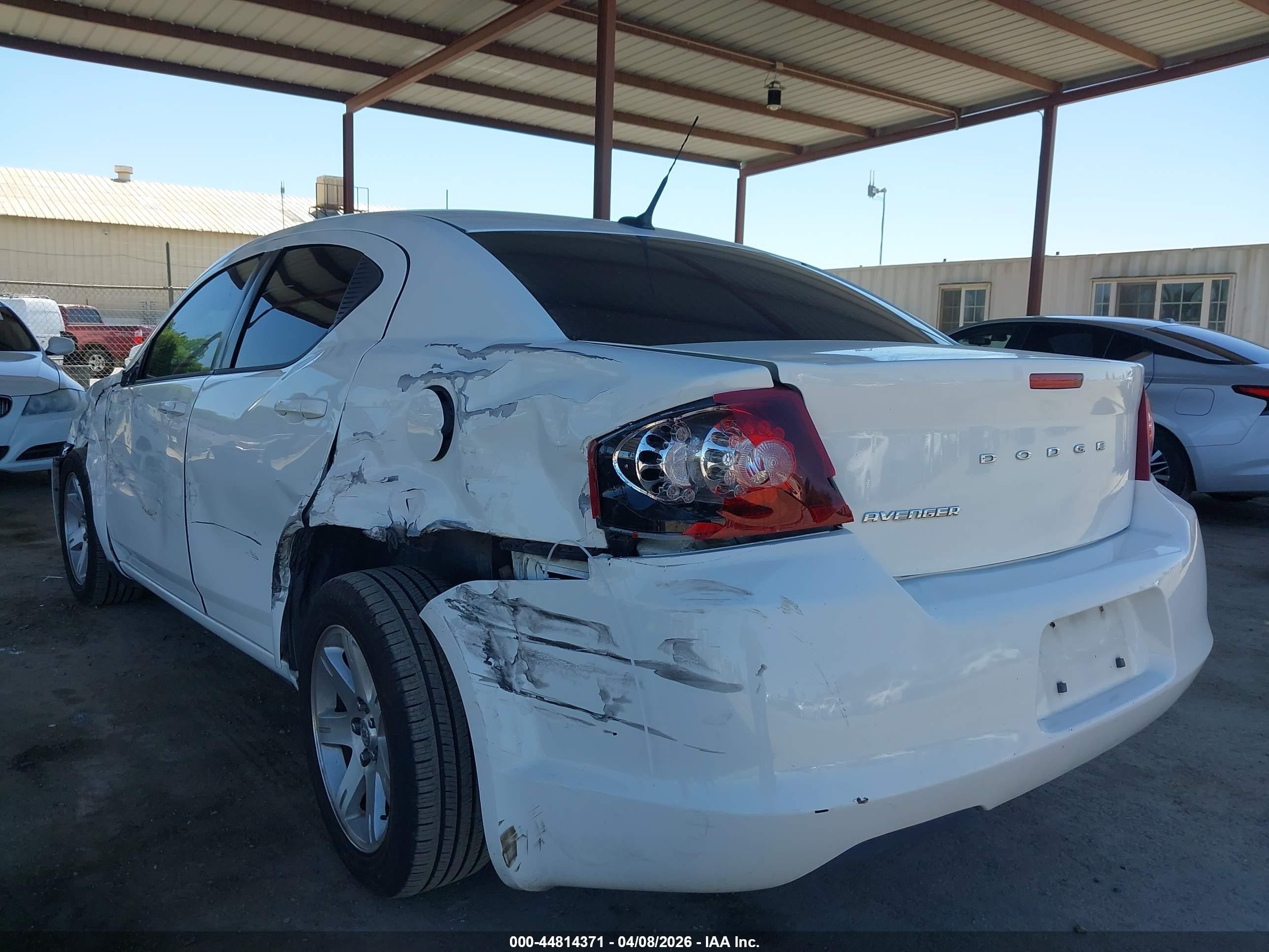 2011 Dodge Avenger Express White vin: 1B3BD4FB8BN502422