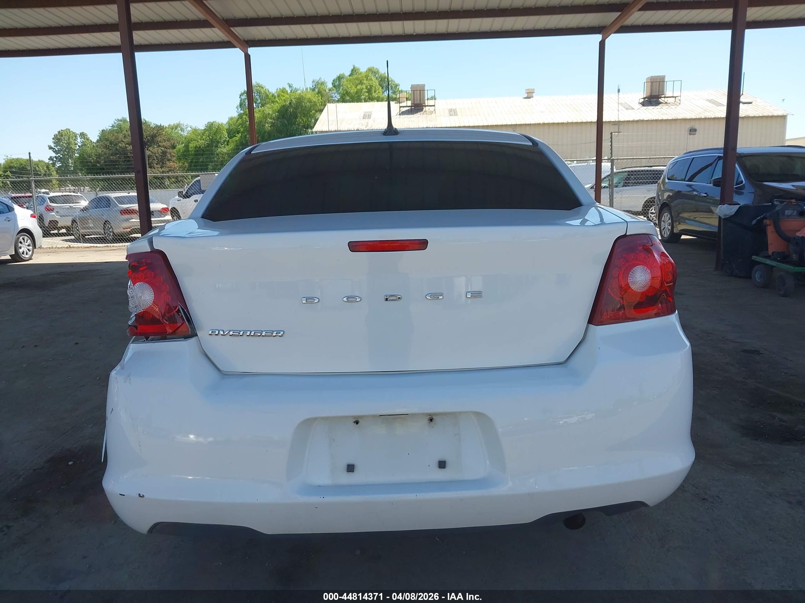 2011 Dodge Avenger Express White vin: 1B3BD4FB8BN502422