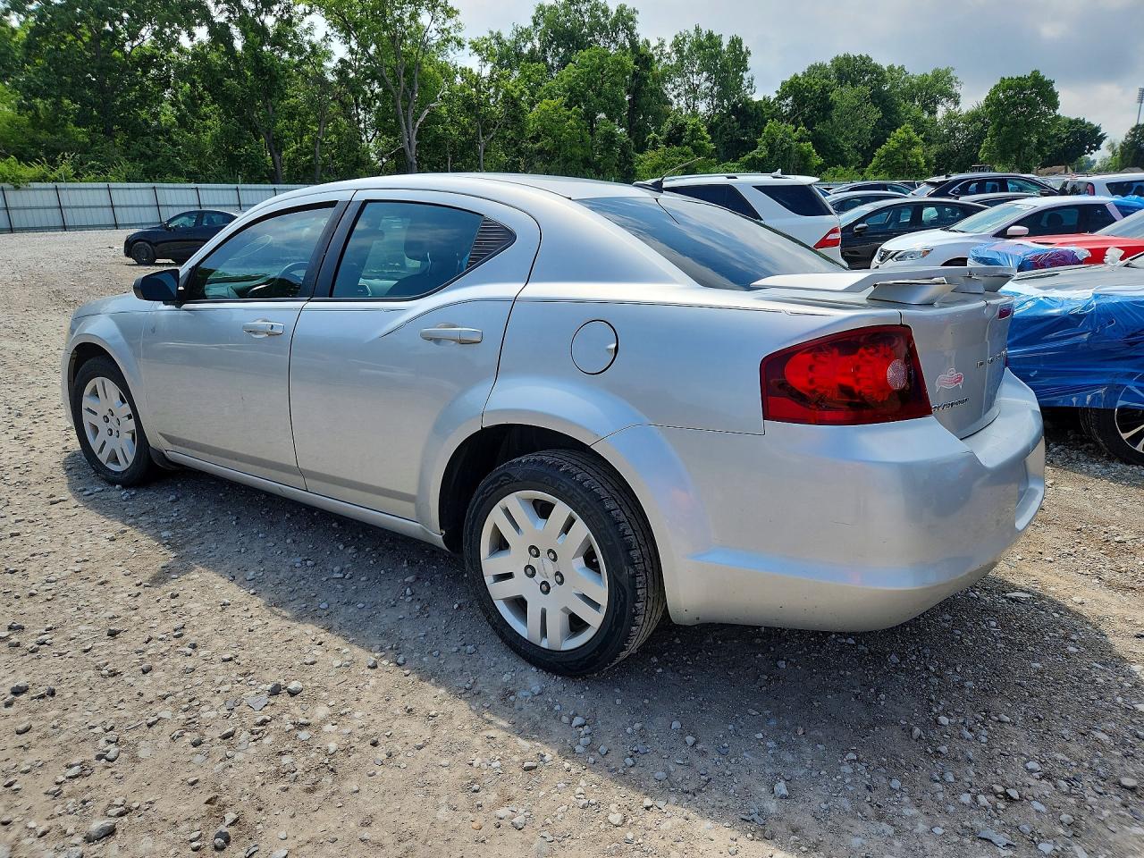 2011 Dodge Avenger Express Silver vin: 1B3BD4FBXBN624828