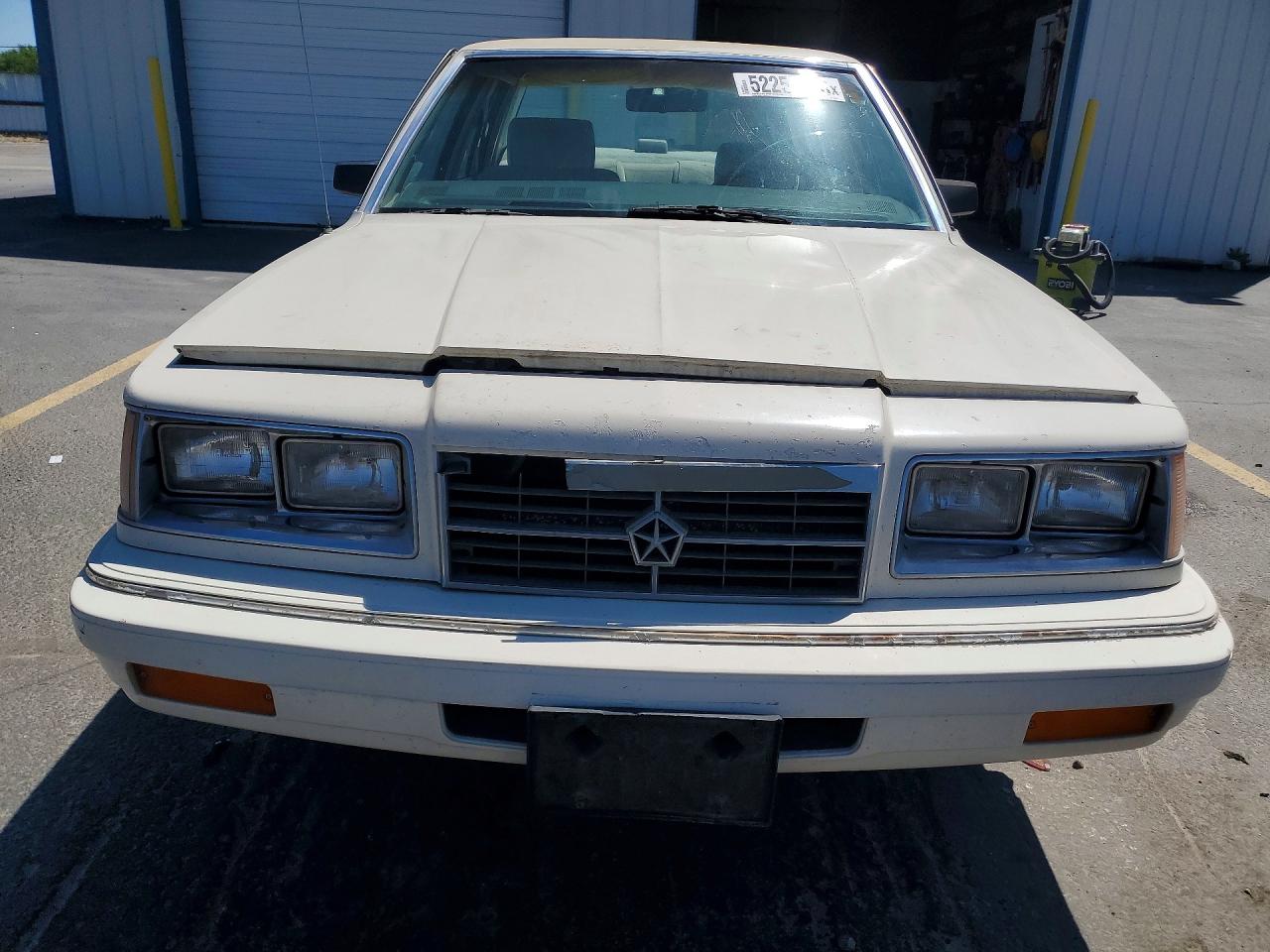 1986 Dodge 600 Se White vin: 1B3BE46K8GC264975