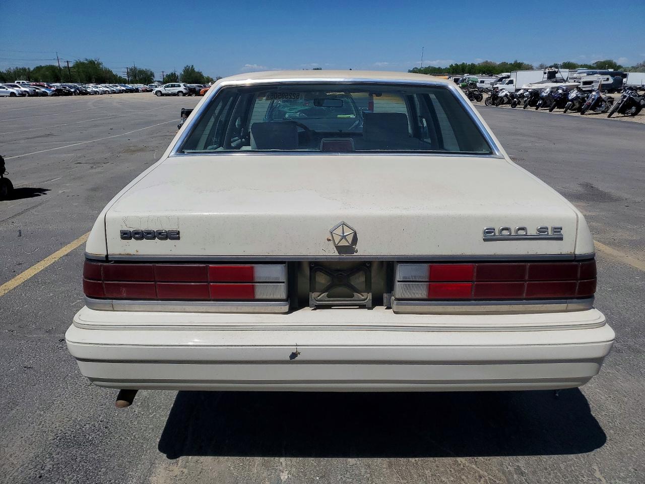 1986 Dodge 600 Se White vin: 1B3BE46K8GC264975