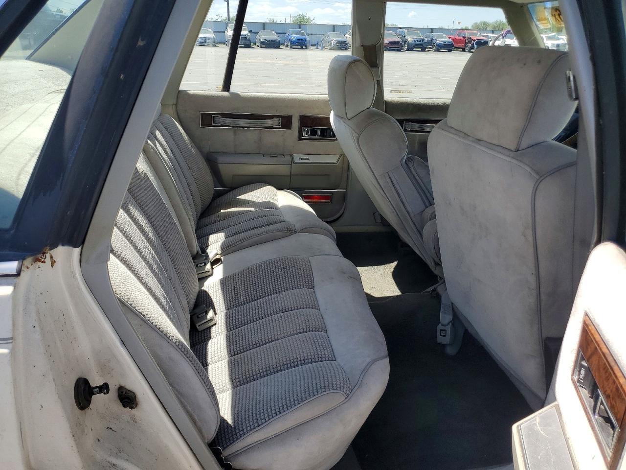 1986 Dodge 600 Se White vin: 1B3BE46K8GC264975