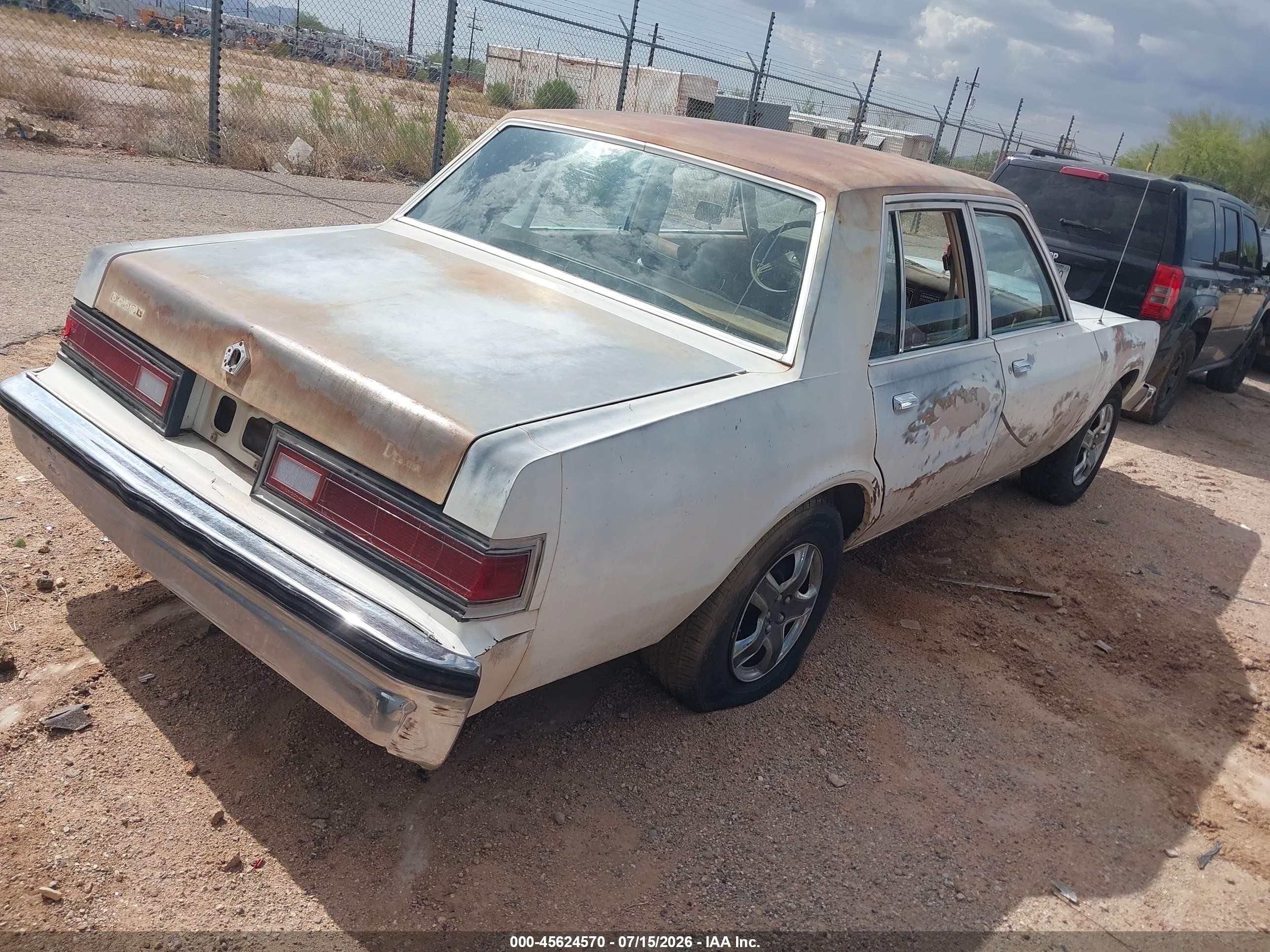 1985 Dodge Diplomat Salon White vin: 1B3BG26P6FX564404