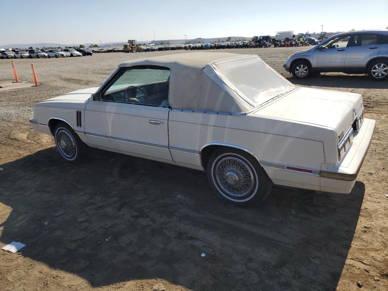 1983 Dodge 400 White vin: 1B3BV55C8DG168980