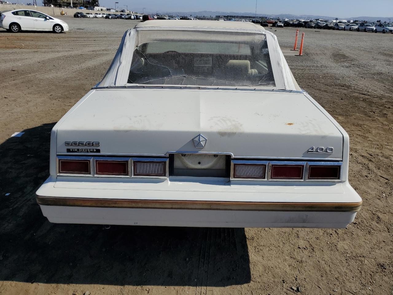1983 Dodge 400 White vin: 1B3BV55C8DG168980