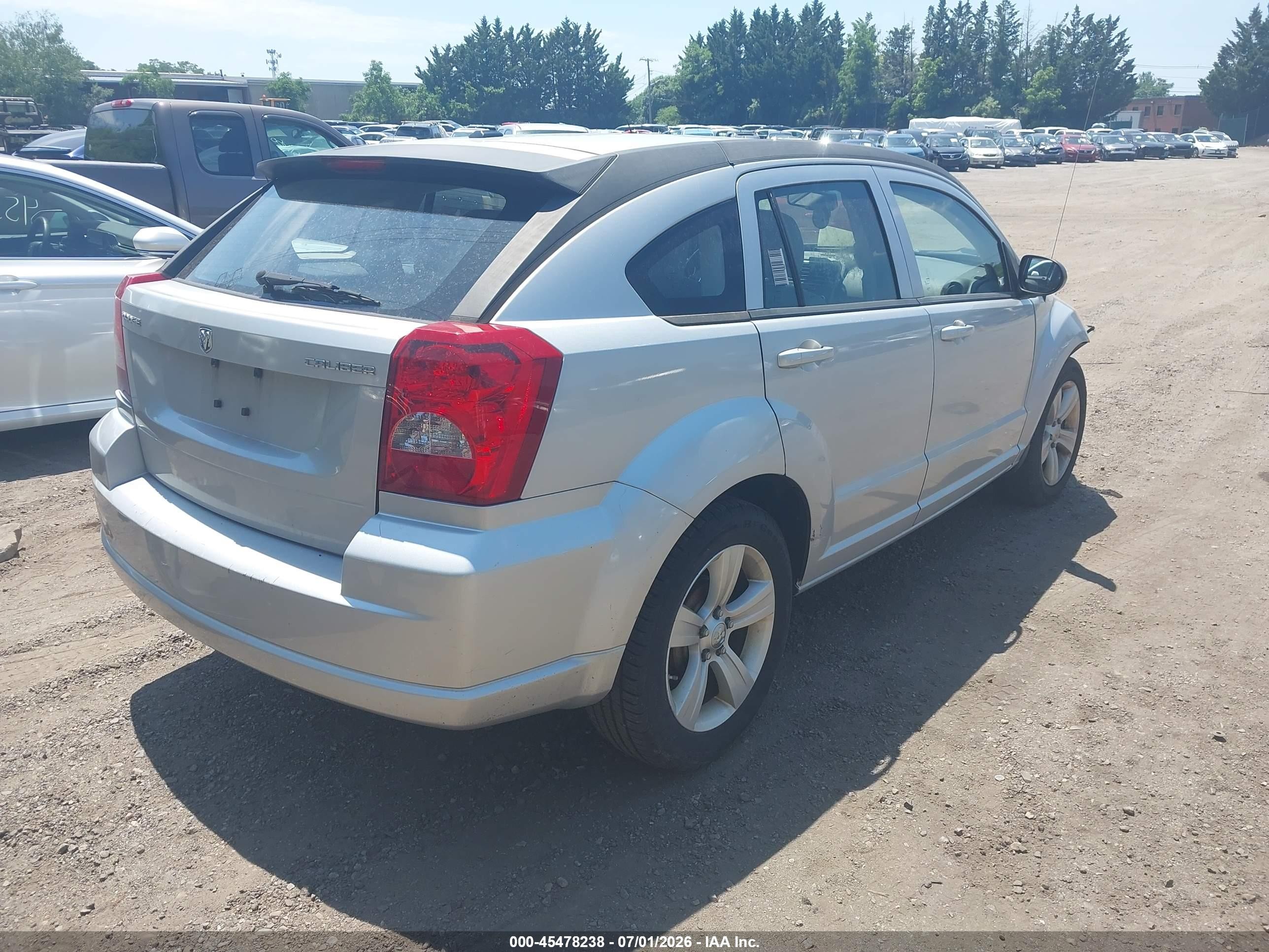 2011 Dodge Caliber Mainstreet Серебряный vin: 1B3CB3HA0BD156381