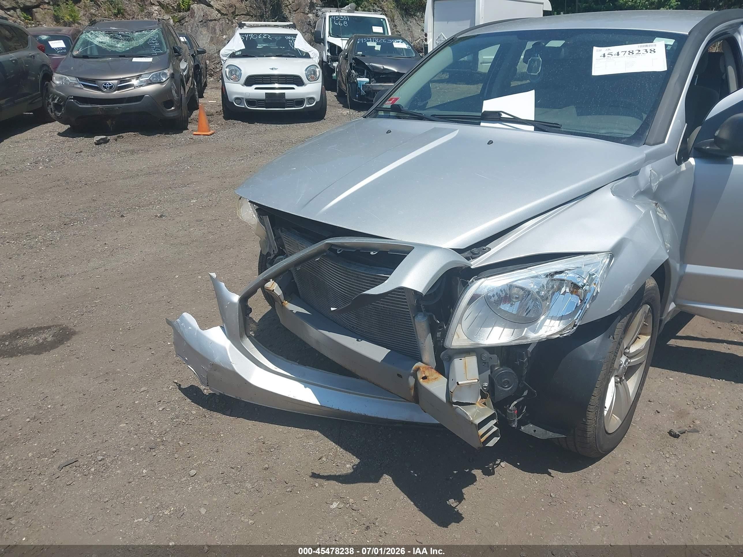 2011 Dodge Caliber Mainstreet Серебряный vin: 1B3CB3HA0BD156381