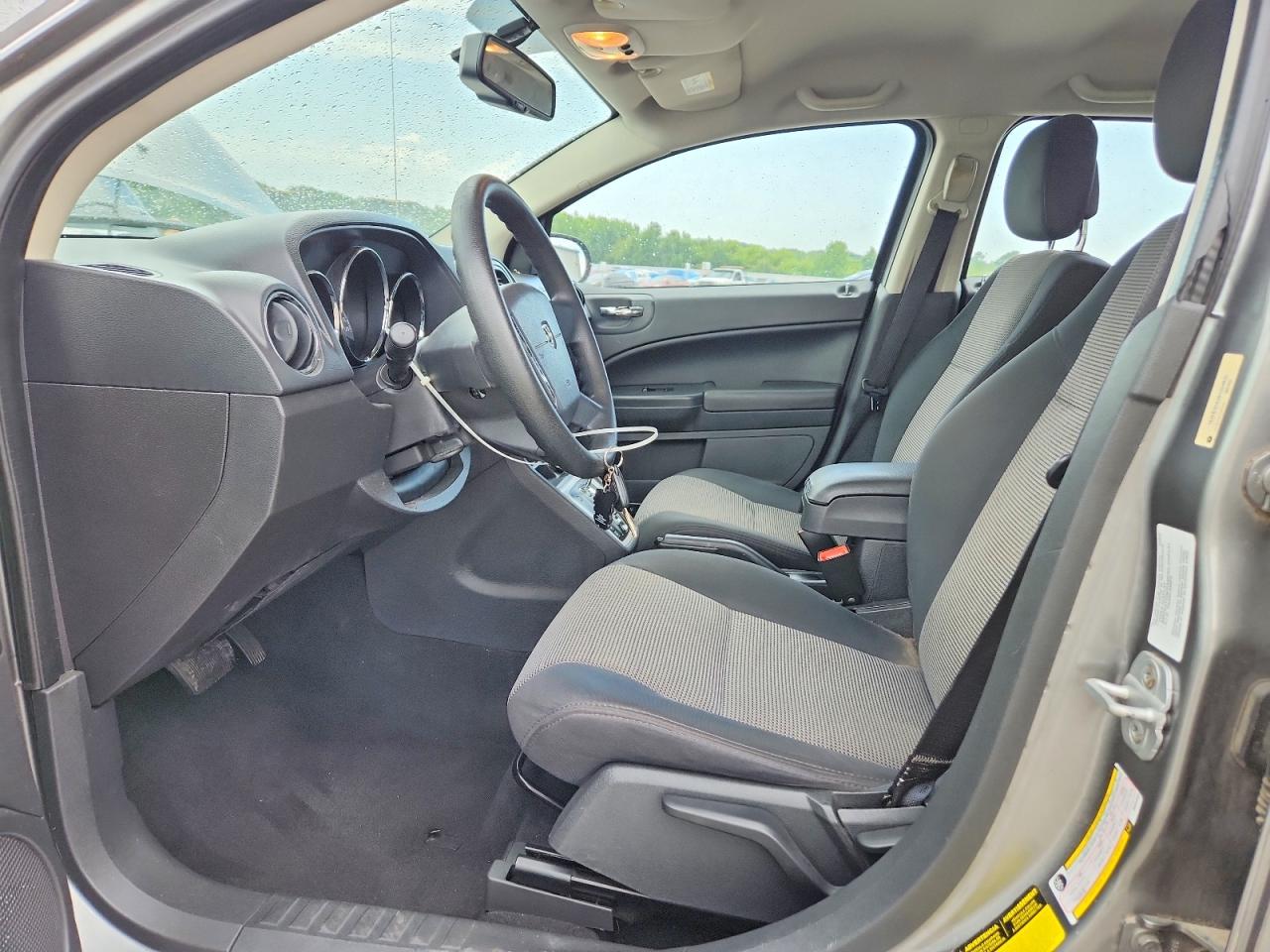 2011 Dodge Caliber Mainstreet Gray vin: 1B3CB3HA2BD254635