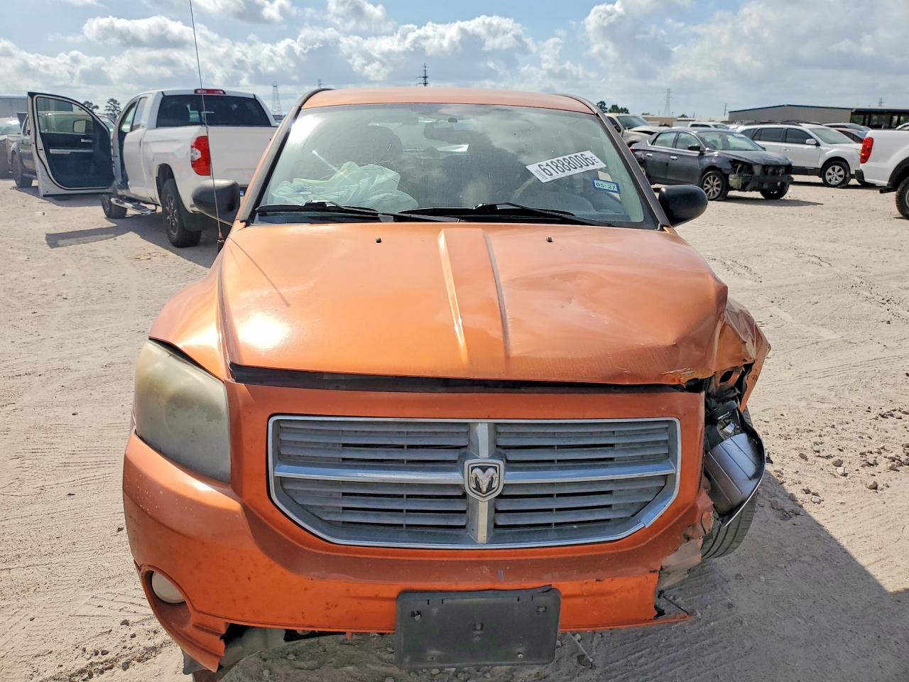 2011 Dodge Caliber Mainstreet Orange vin: 1B3CB3HA2BD262556