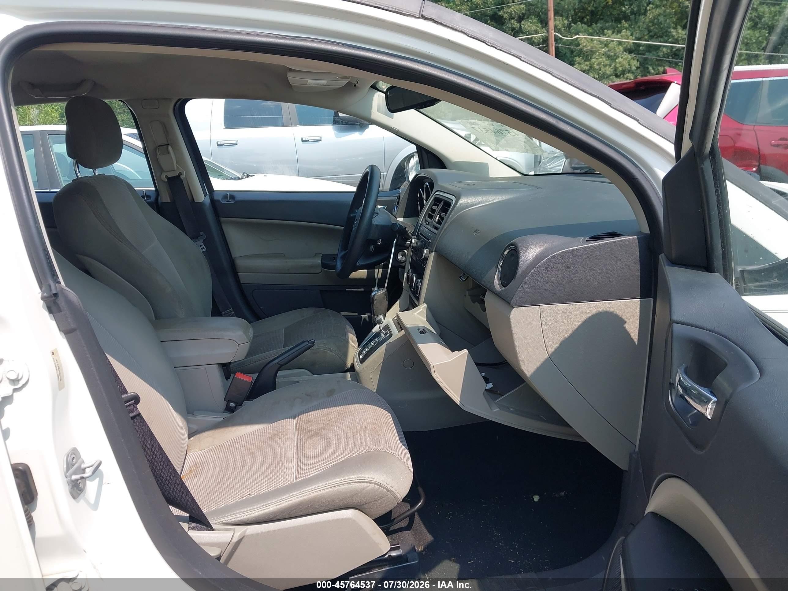 2010 Dodge Caliber Mainstreet White vin: 1B3CB3HA3AD567255