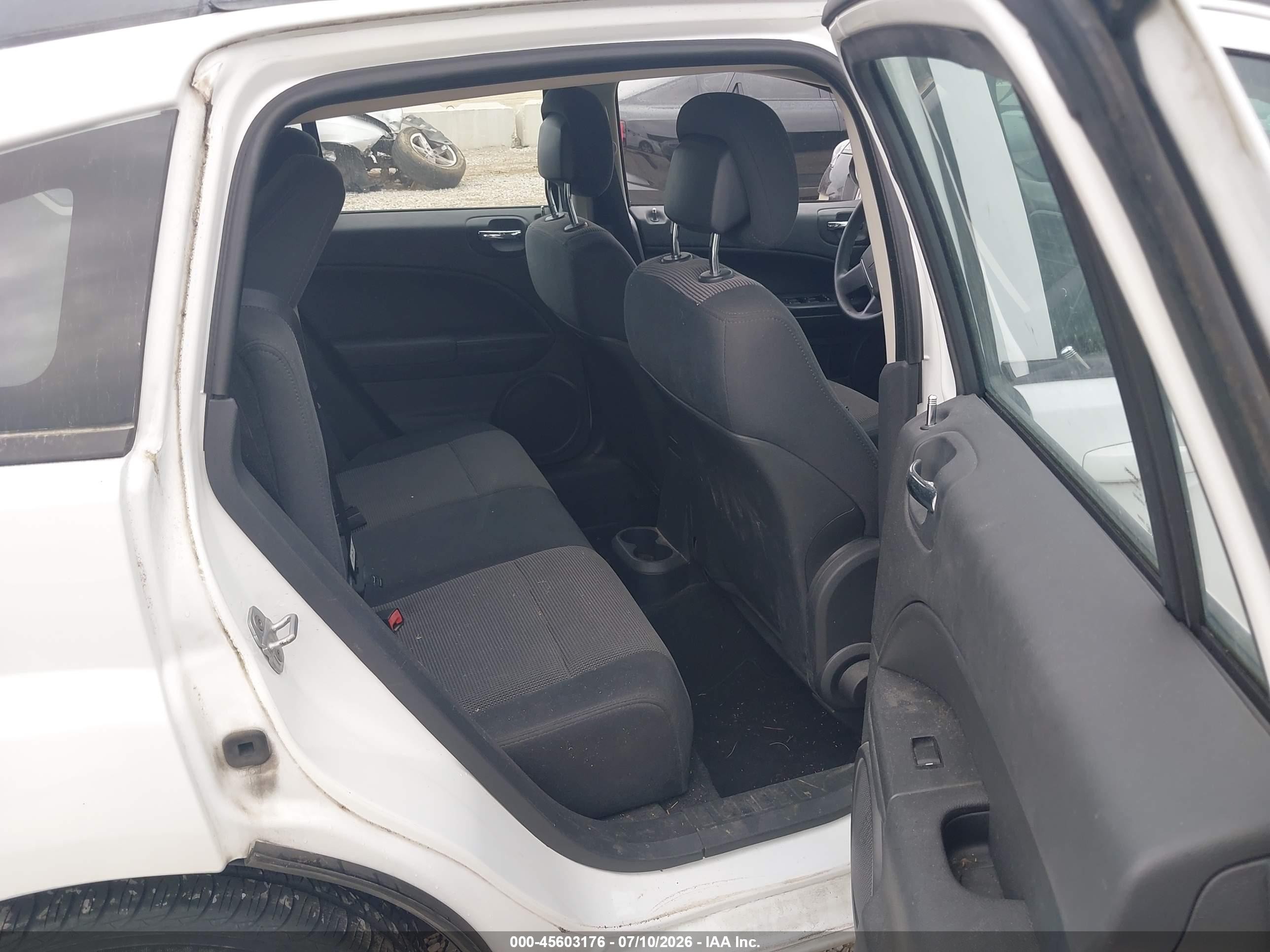 2011 Dodge Caliber Mainstreet Белый vin: 1B3CB3HA3BD237732