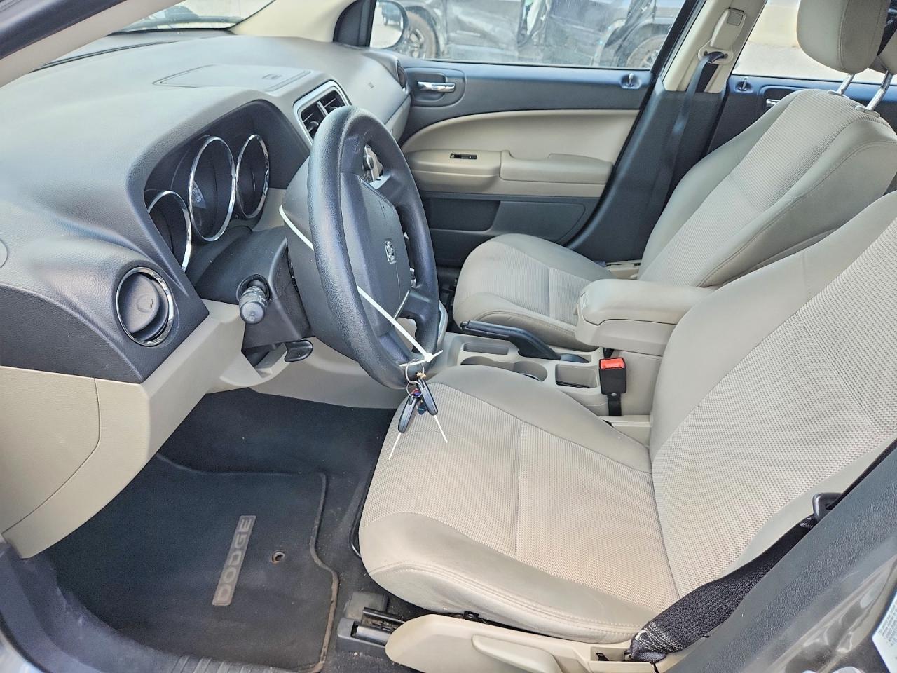 2011 Dodge Caliber Mainstreet Silver vin: 1B3CB3HA3BD298515