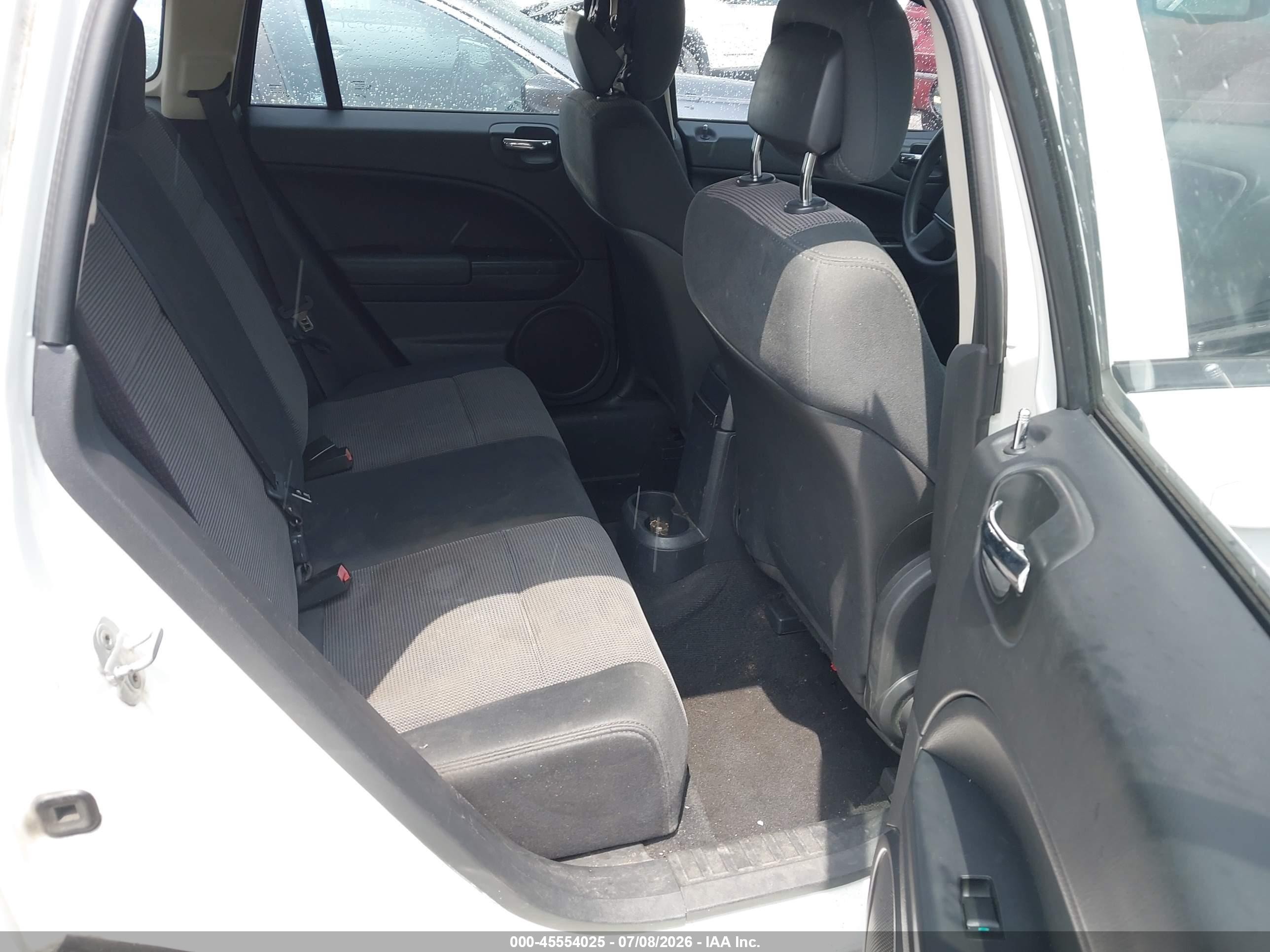 2011 Dodge Caliber Mainstreet White vin: 1B3CB3HA5BD118225
