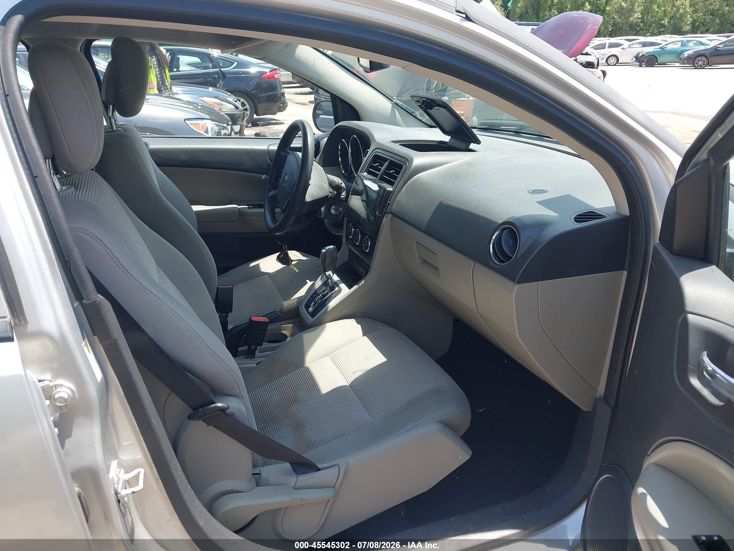 2011 Dodge Caliber Mainstreet Silver vin: 1B3CB3HA5BD257447