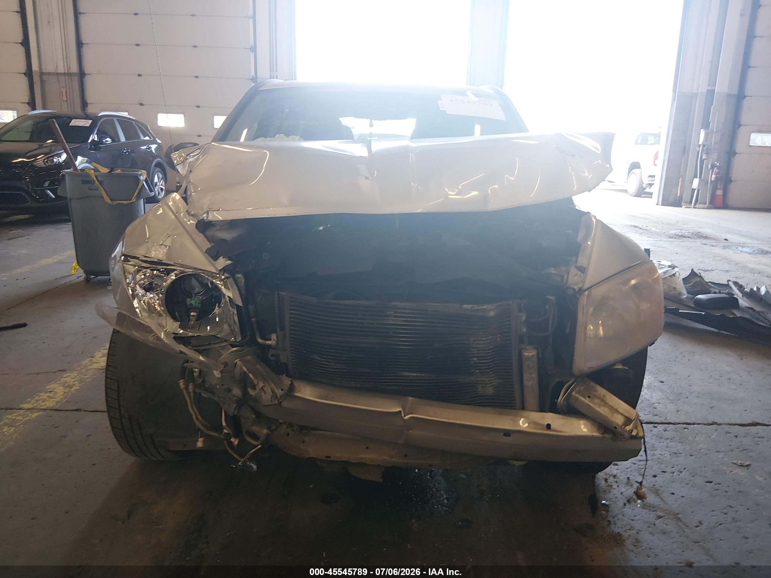 2010 Dodge Caliber Mainstreet Silver vin: 1B3CB3HA6AD566729