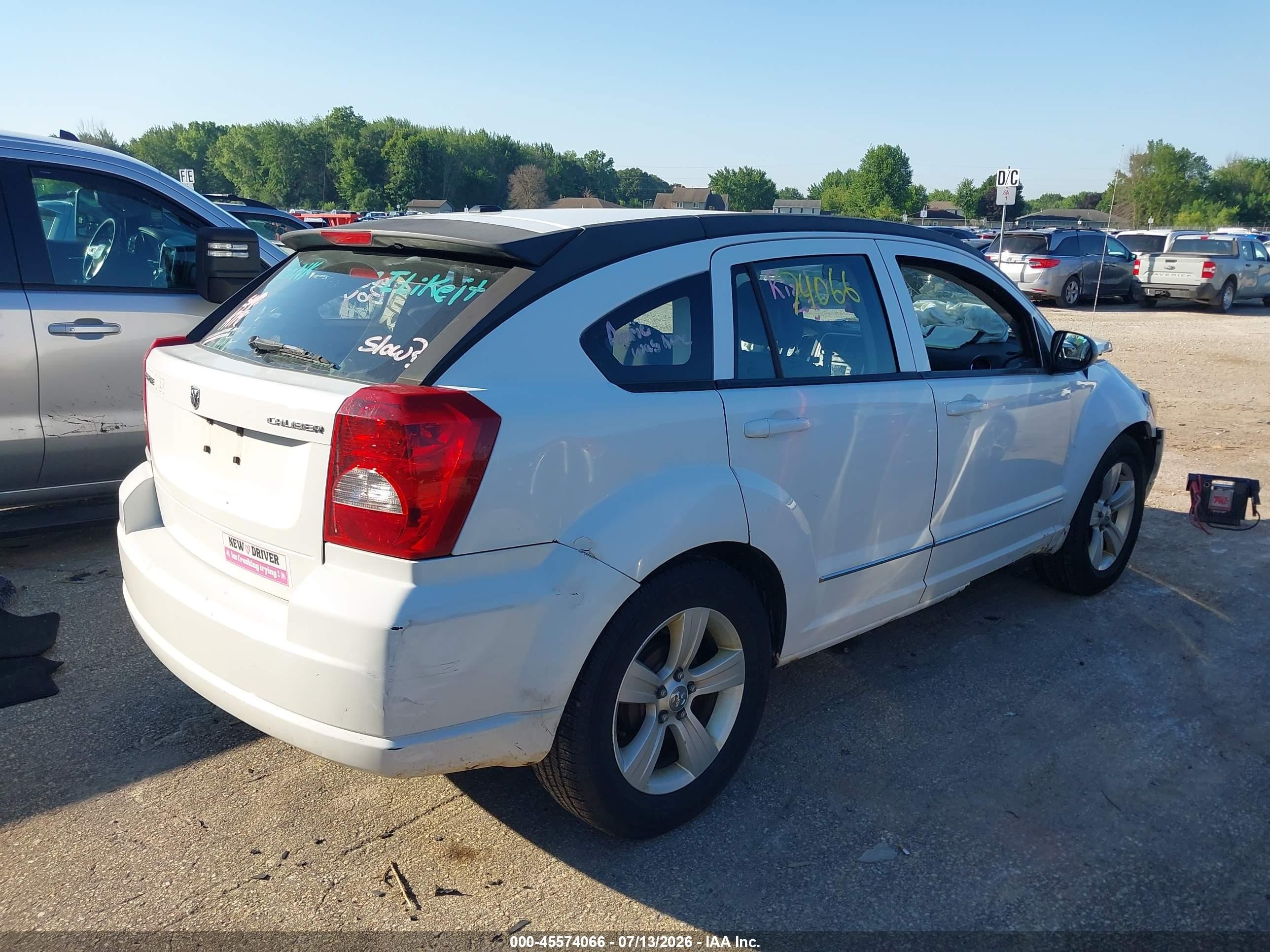 2011 Dodge Caliber Mainstreet White vin: 1B3CB3HA6BD154098