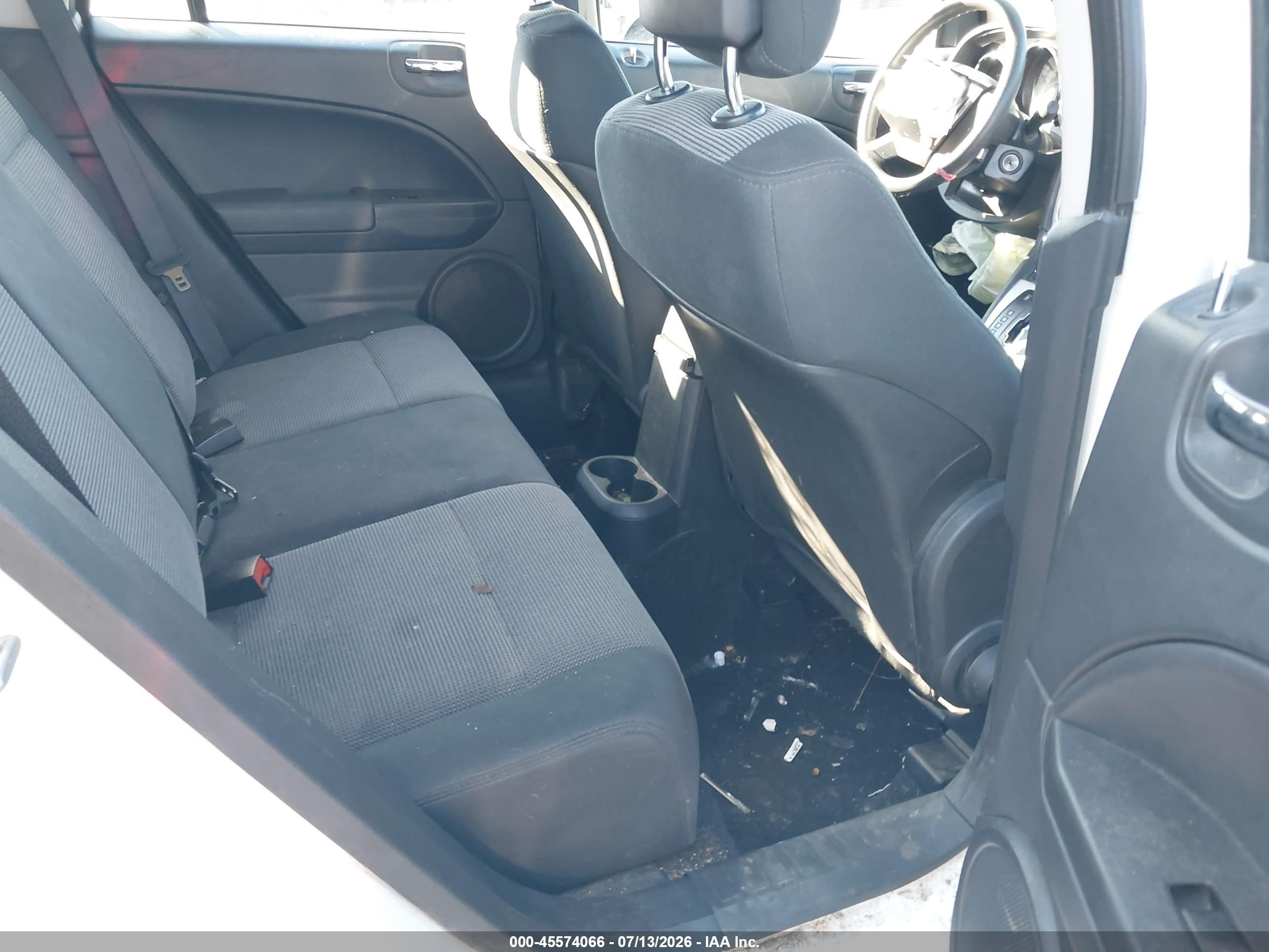 2011 Dodge Caliber Mainstreet White vin: 1B3CB3HA6BD154098
