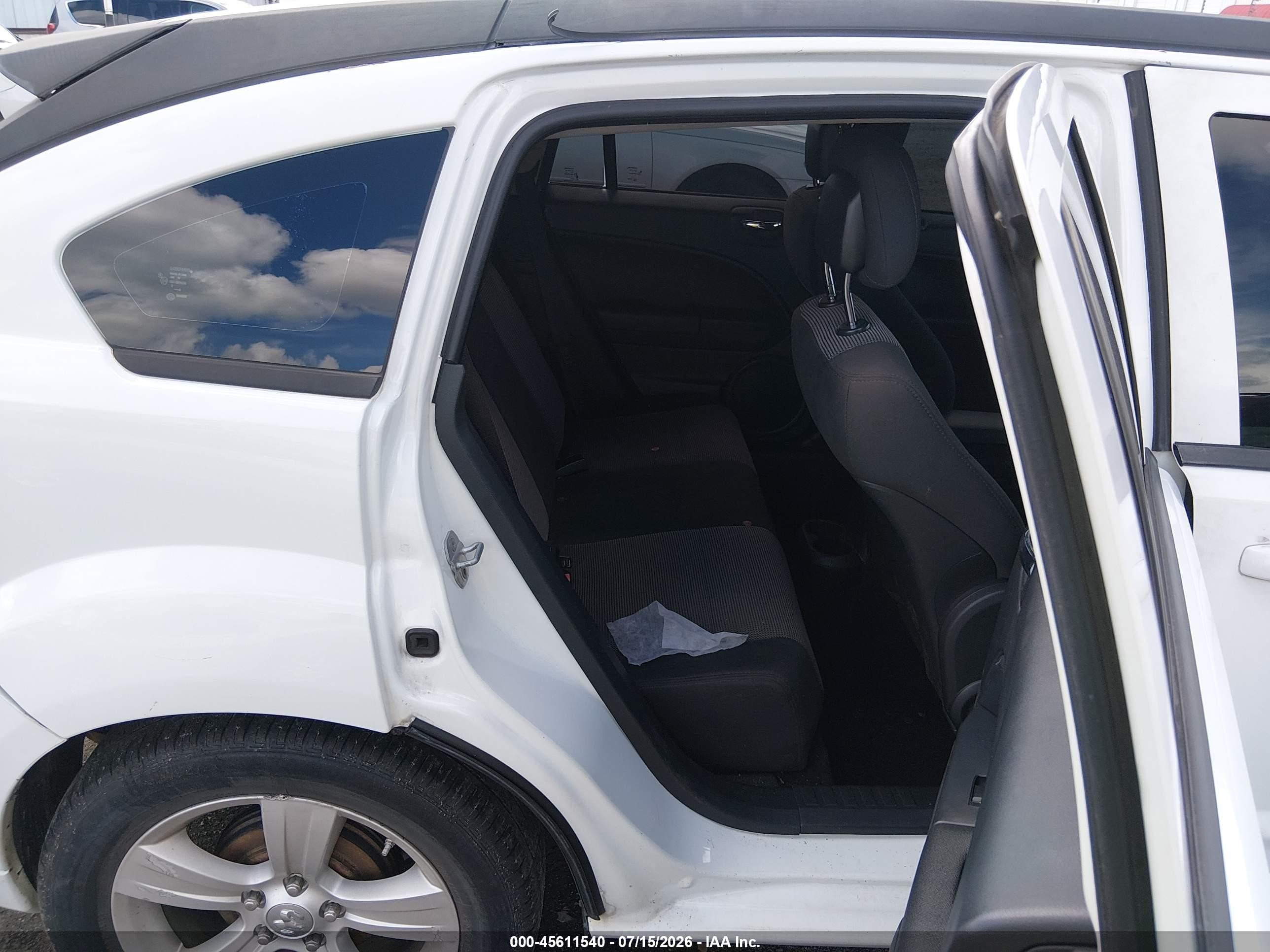 2011 Dodge Caliber Mainstreet White vin: 1B3CB3HA6BD205406