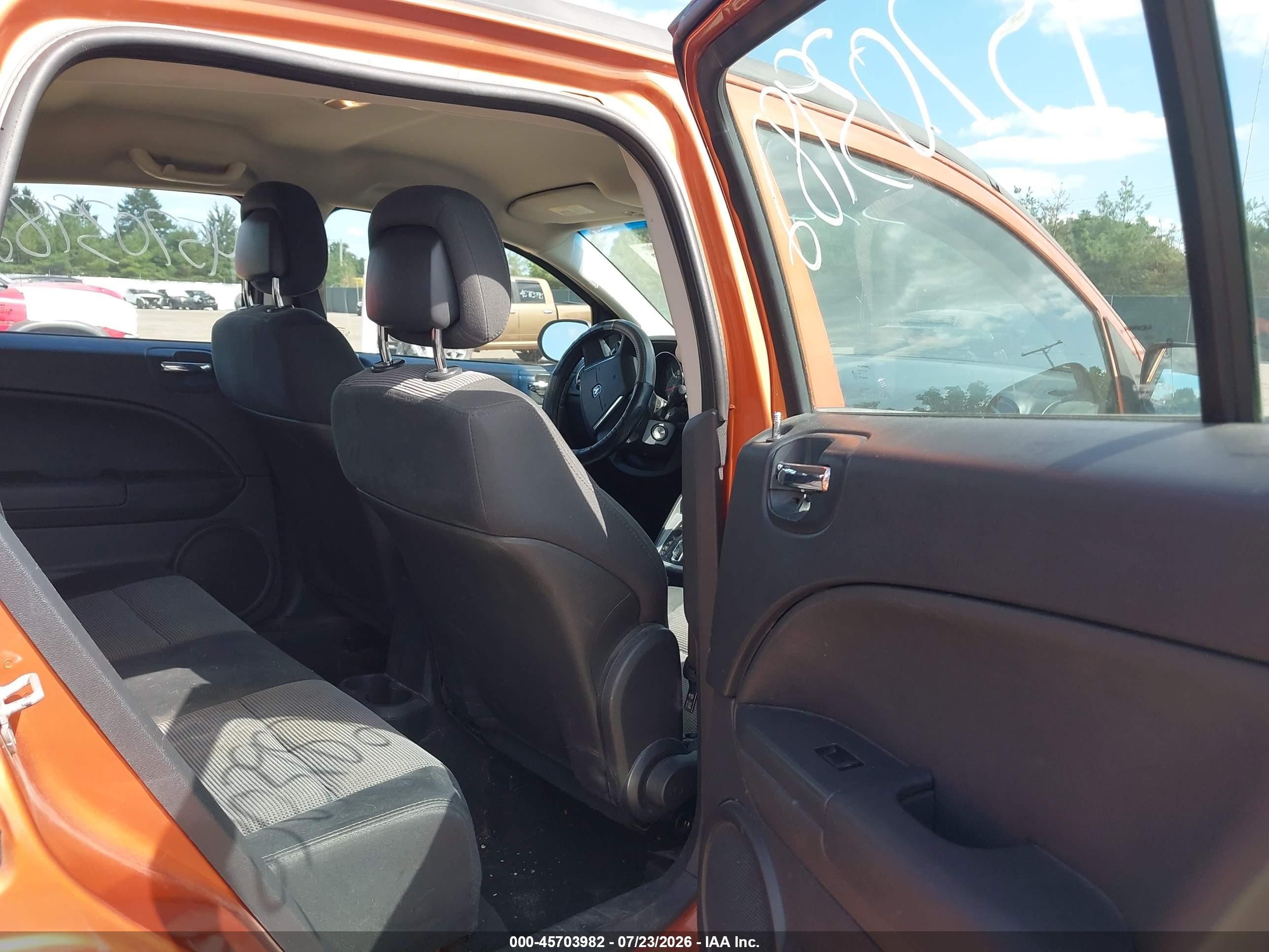2011 Dodge Caliber Mainstreet Orange vin: 1B3CB3HA7BD297836