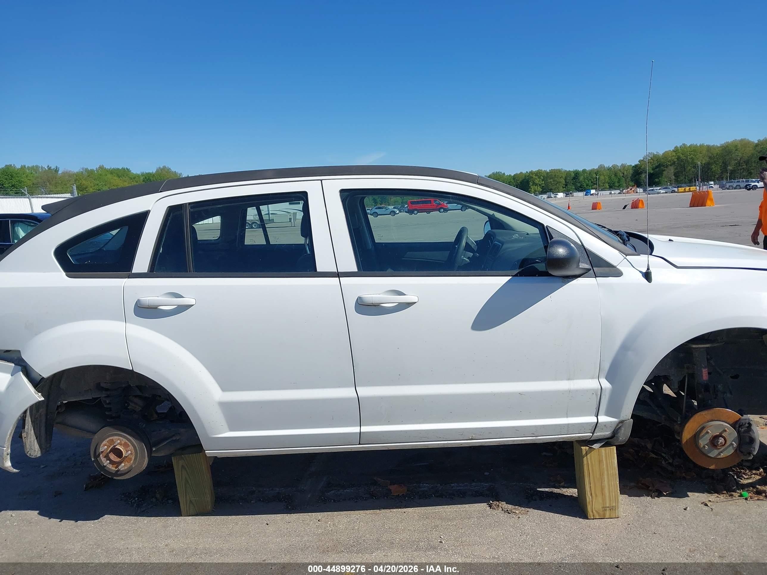 2011 Dodge Caliber Mainstreet Белый vin: 1B3CB3HA8BD269673