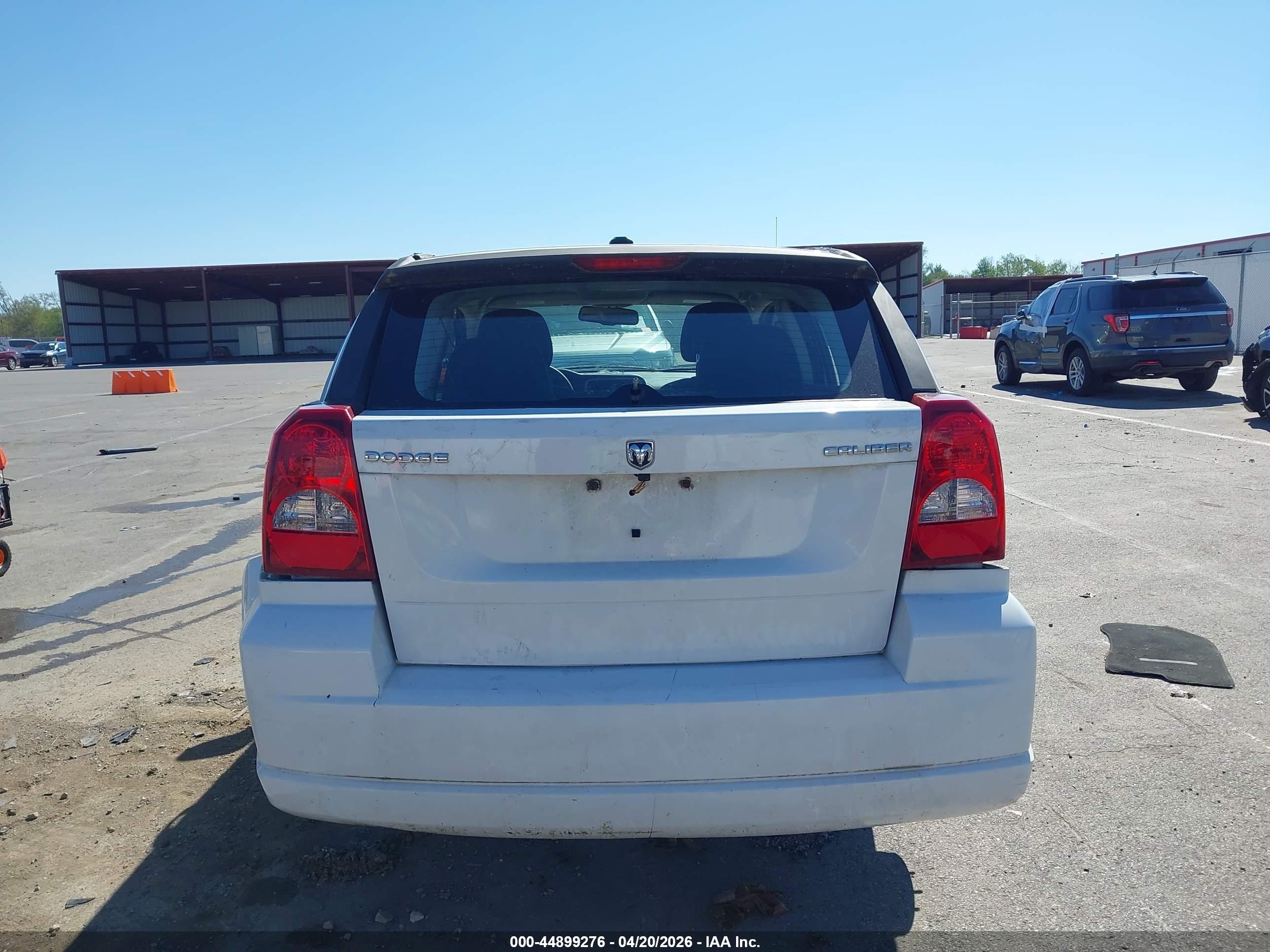 2011 Dodge Caliber Mainstreet Белый vin: 1B3CB3HA8BD269673