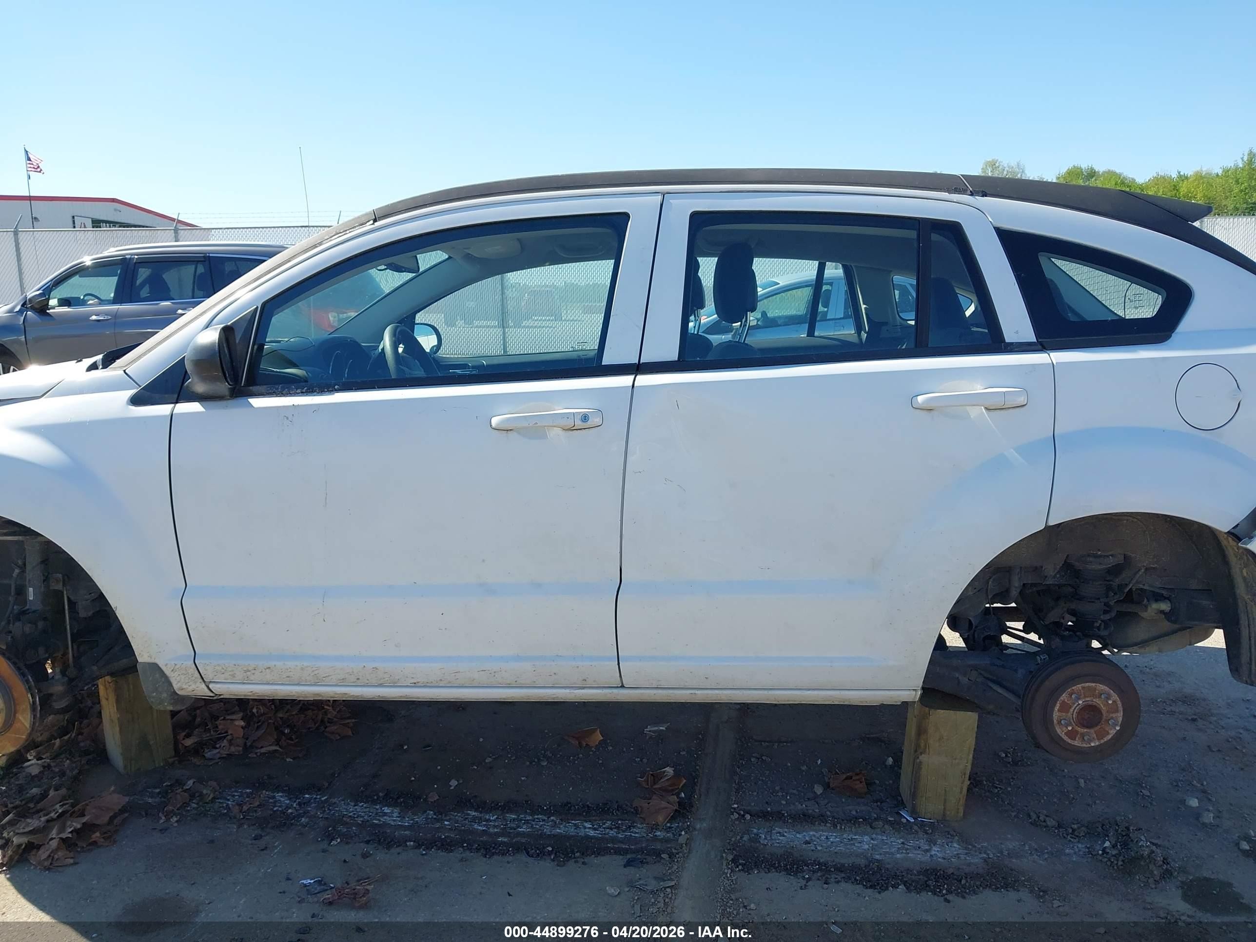 2011 Dodge Caliber Mainstreet Белый vin: 1B3CB3HA8BD269673