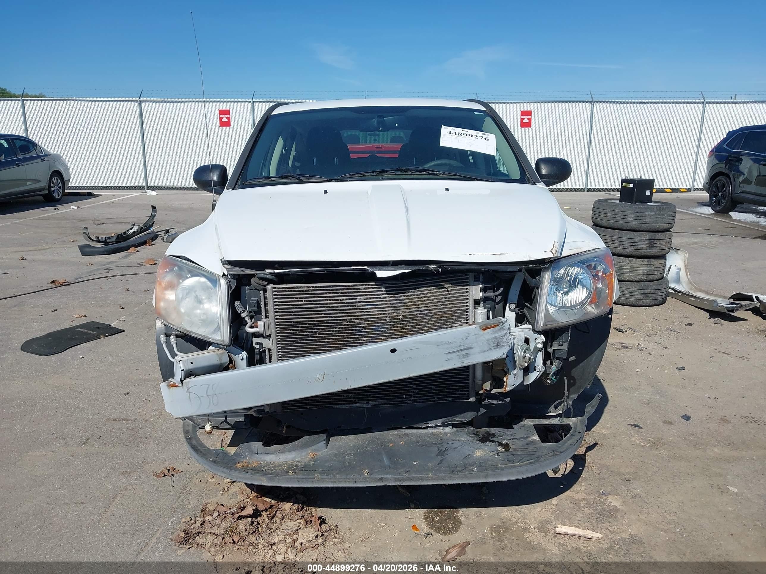 2011 Dodge Caliber Mainstreet Белый vin: 1B3CB3HA8BD269673