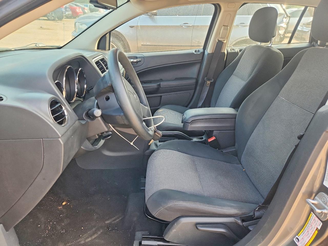 2011 Dodge Caliber Mainstreet Gray vin: 1B3CB3HA9BD295036