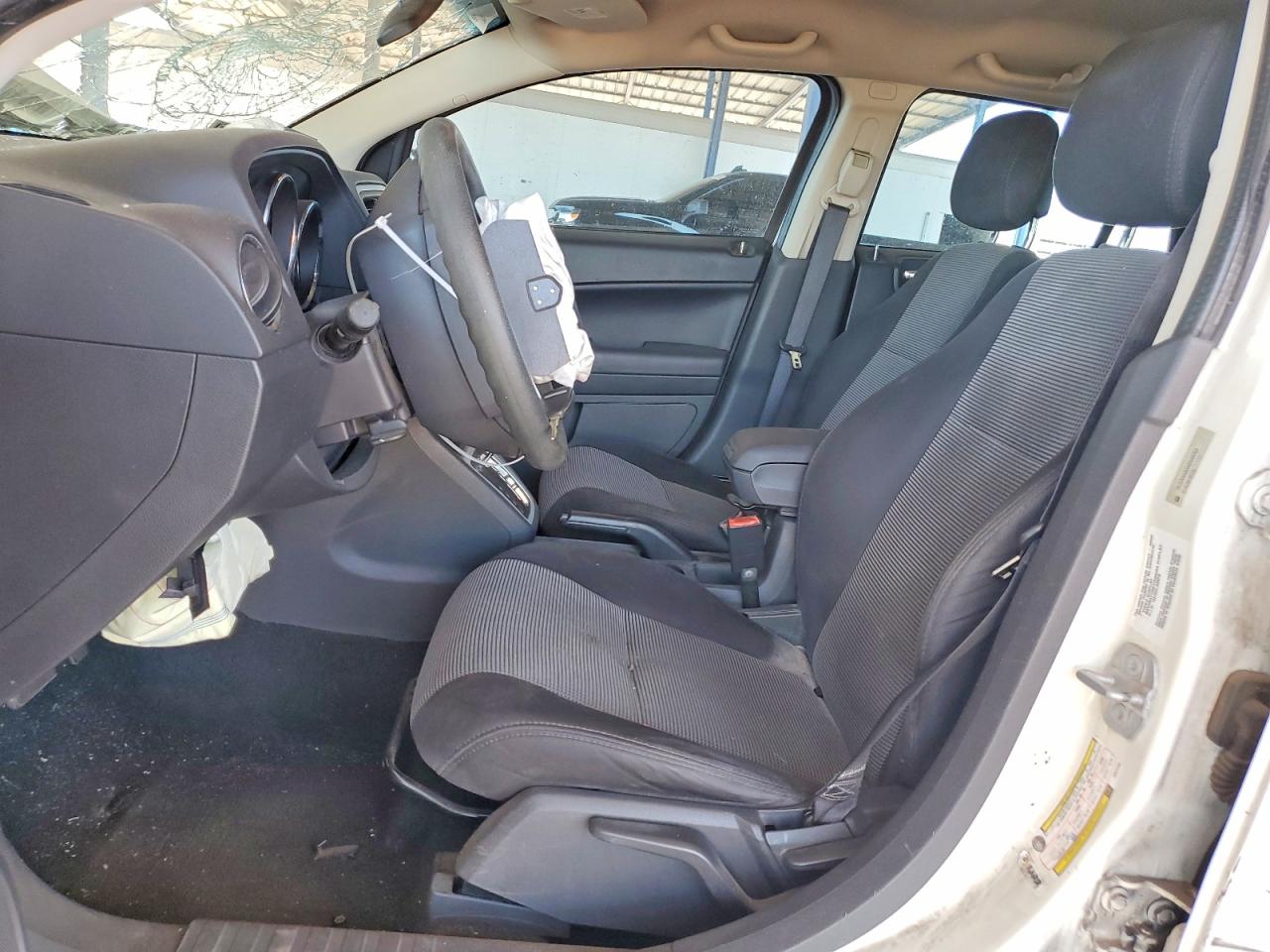 2010 Dodge Caliber Sxt White vin: 1B3CB4HA0AD544263
