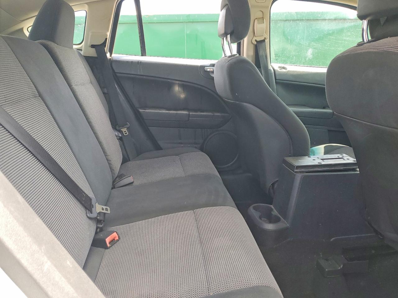 2010 Dodge Caliber Sxt Серебряный vin: 1B3CB4HA1AD650494